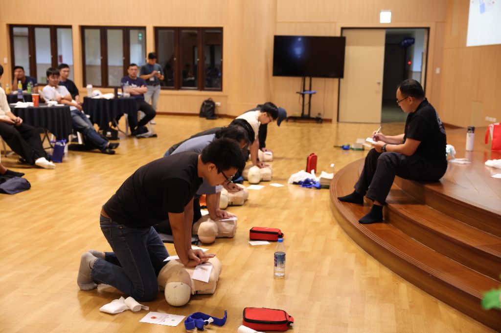 由新北市政府精心規劃設計，三天課程有動有靜，講師精要說明專業通識課程搭配實作課程。