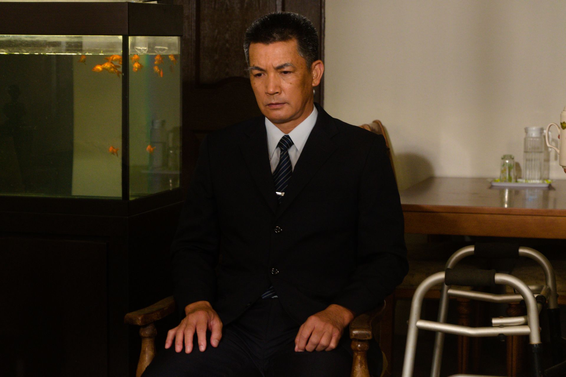 大愛劇《臥龍好歲月》伊正在劇中人生從天堂掉到谷底，一手創建環保站