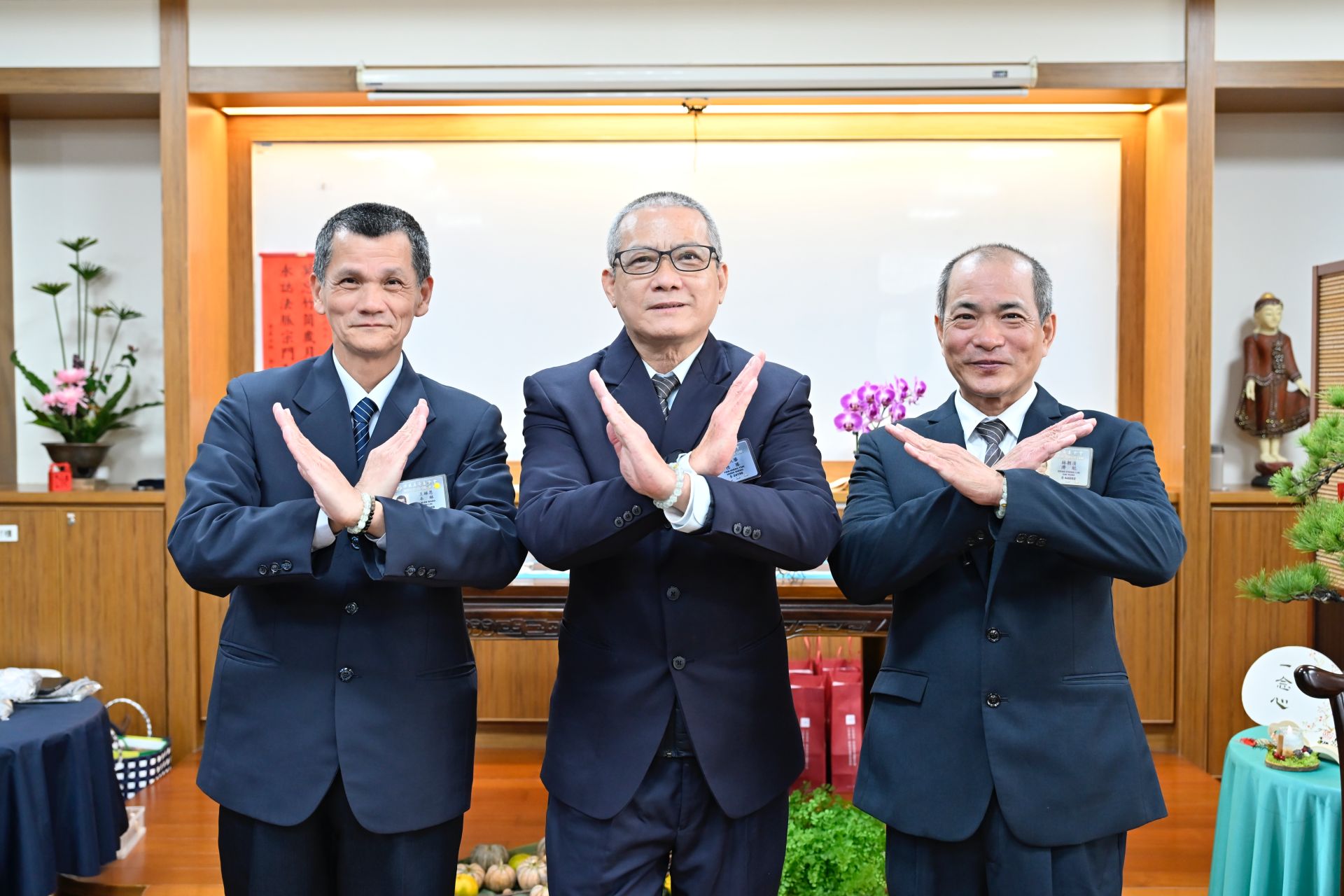 曾吸毒、販毒的更生人蔡天勝(中)、林朝清(右)、王琳恩(左)呼籲大家不要碰毒。 