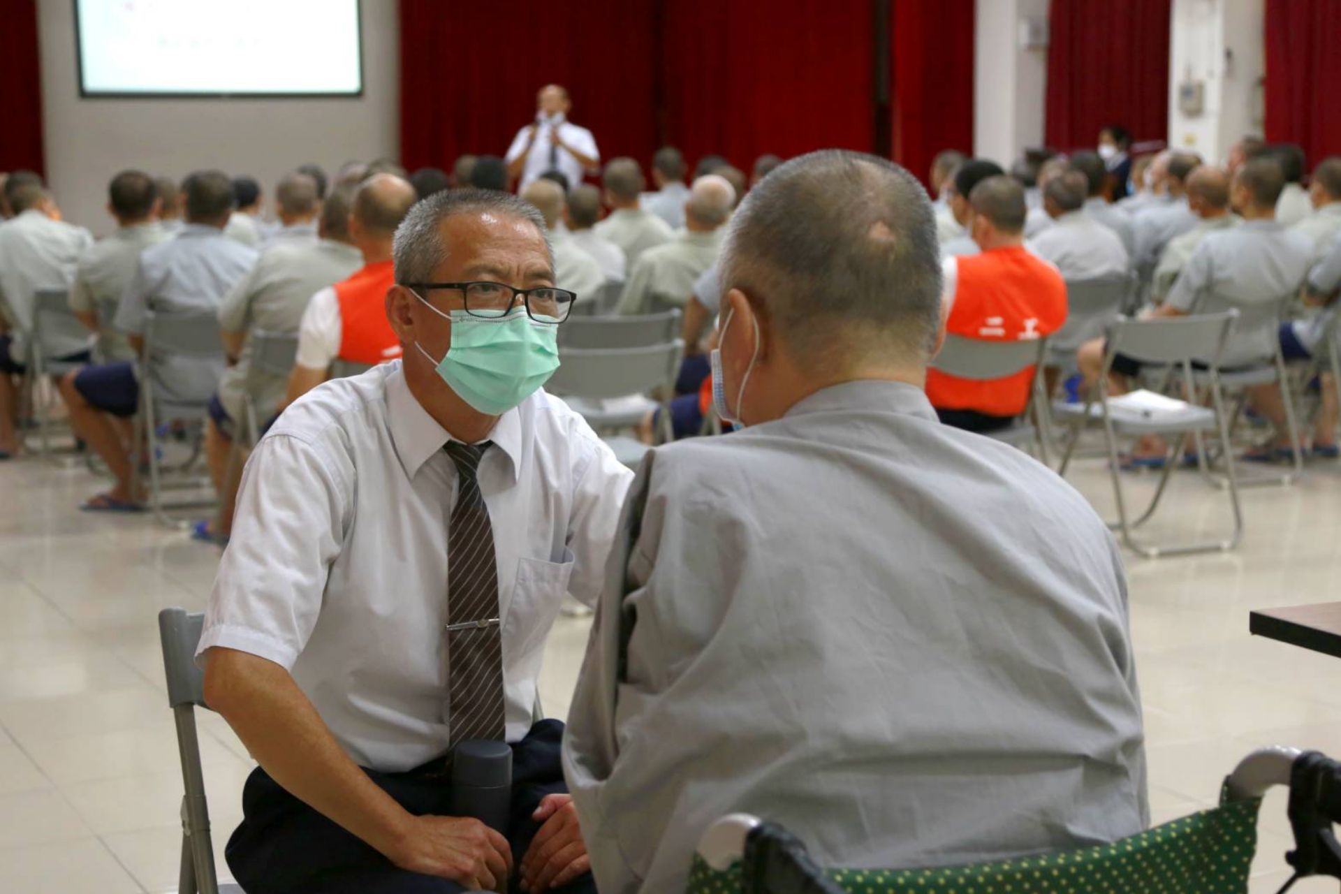 蔡天勝以反毒志工身分進監獄帶動更生人走正道。