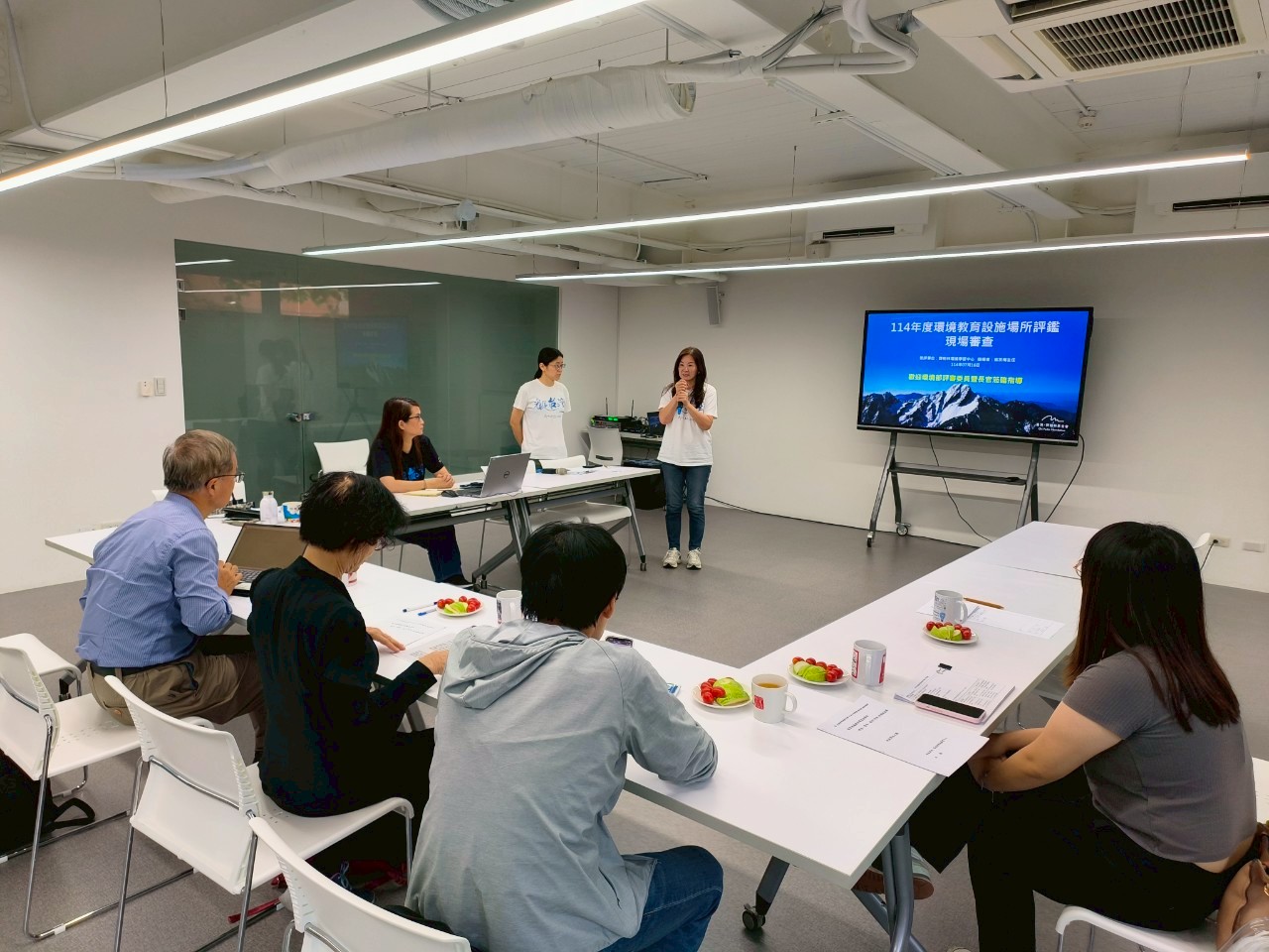 新北市環保局邀請專家學者進行評鑑前模擬輔導，協助單位順利取得評鑑佳績