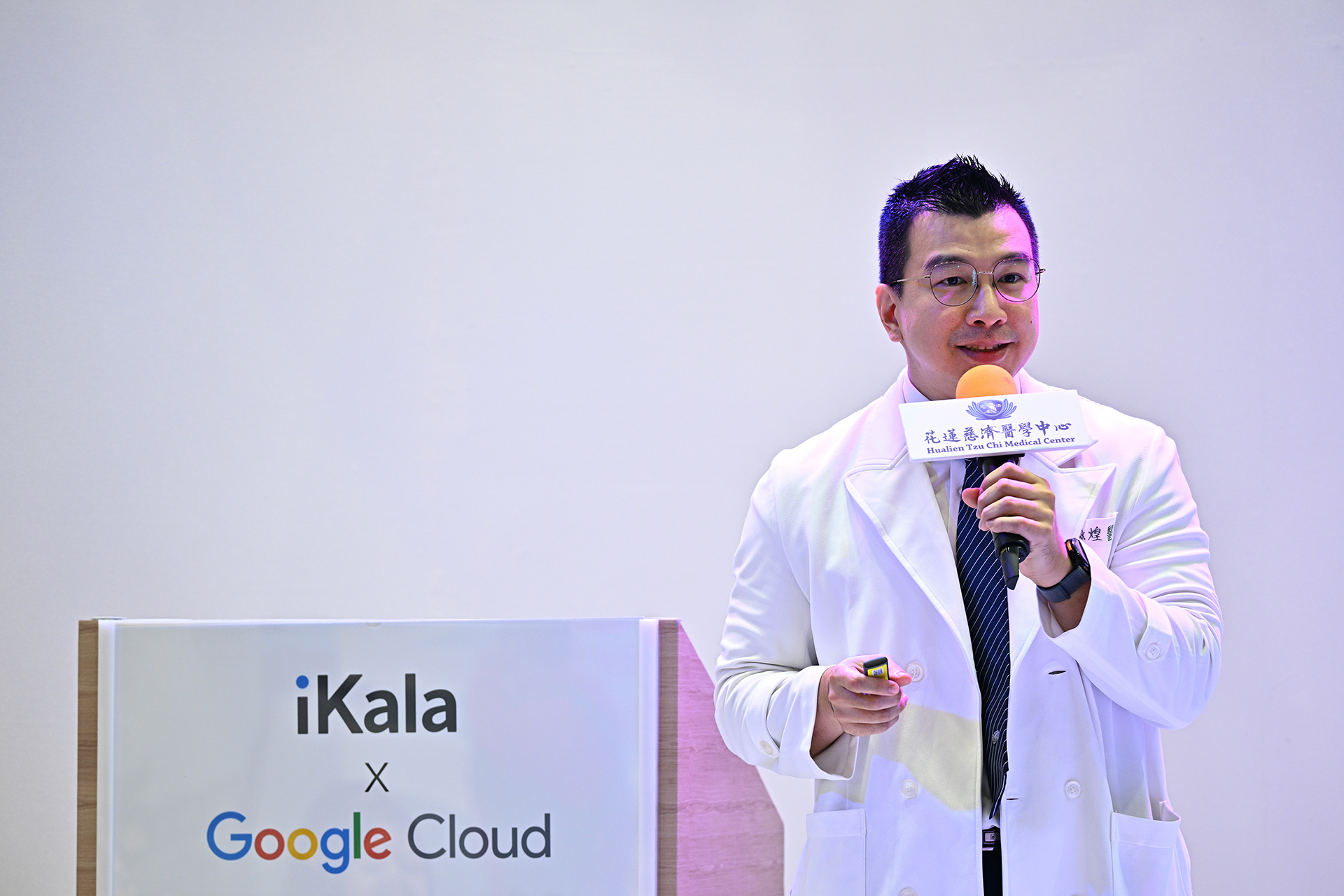腎臟內科檢查室主任、人工智慧醫療創新發展中心副主任郭秋煌表示，平台上雲後最直接的效益，是讓偏鄉院區也能享有與醫學中心同等穩定的資訊支援。