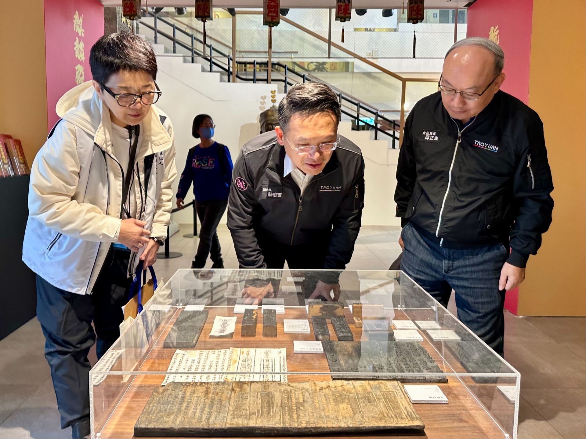 蘇副市長參觀「風雲雷雨電—符咒的奧秘」特展