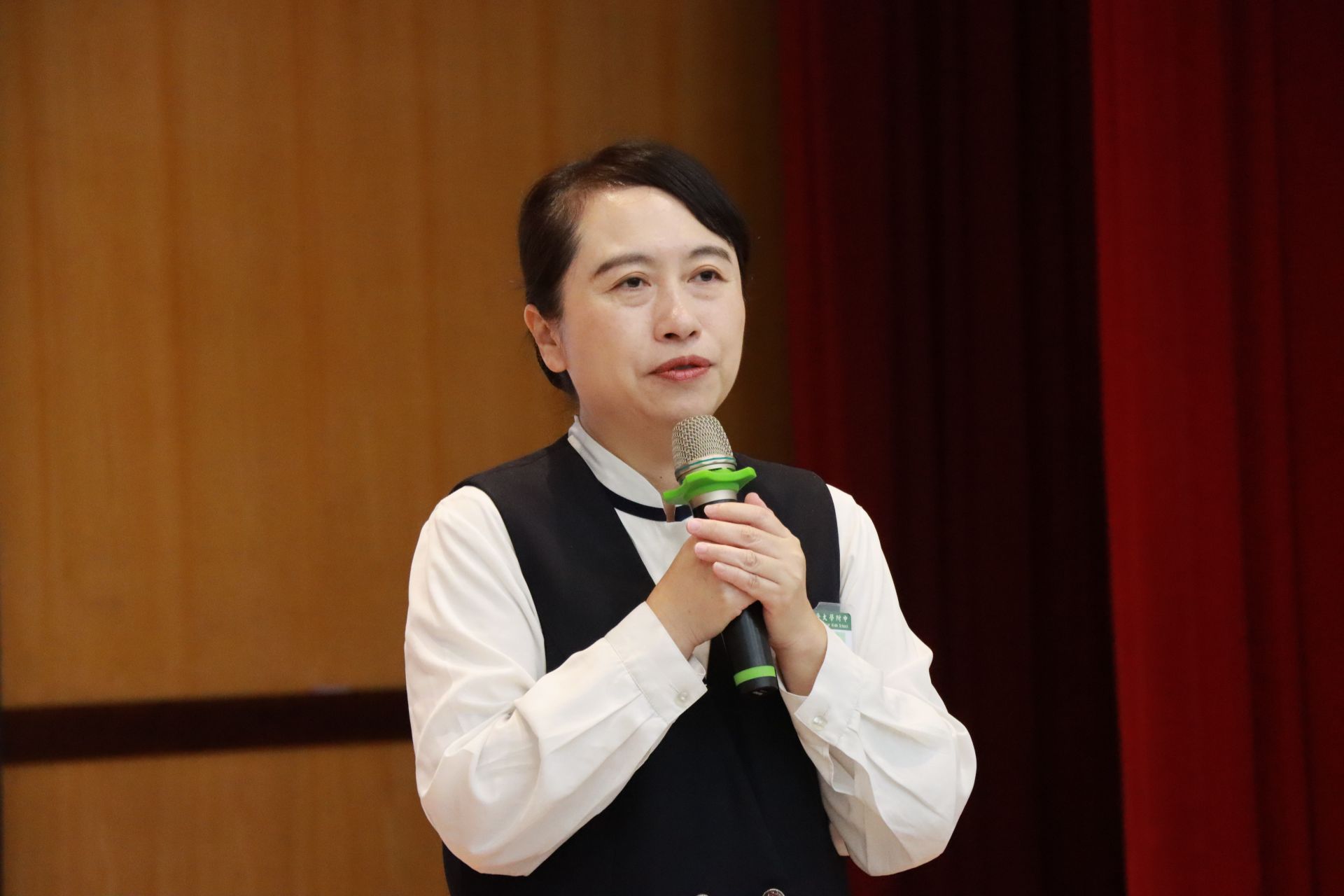 廖逸貞校長歡迎日本盛岡第一高校師生來訪,勉勵兩校同學齊心讓世界更美好。