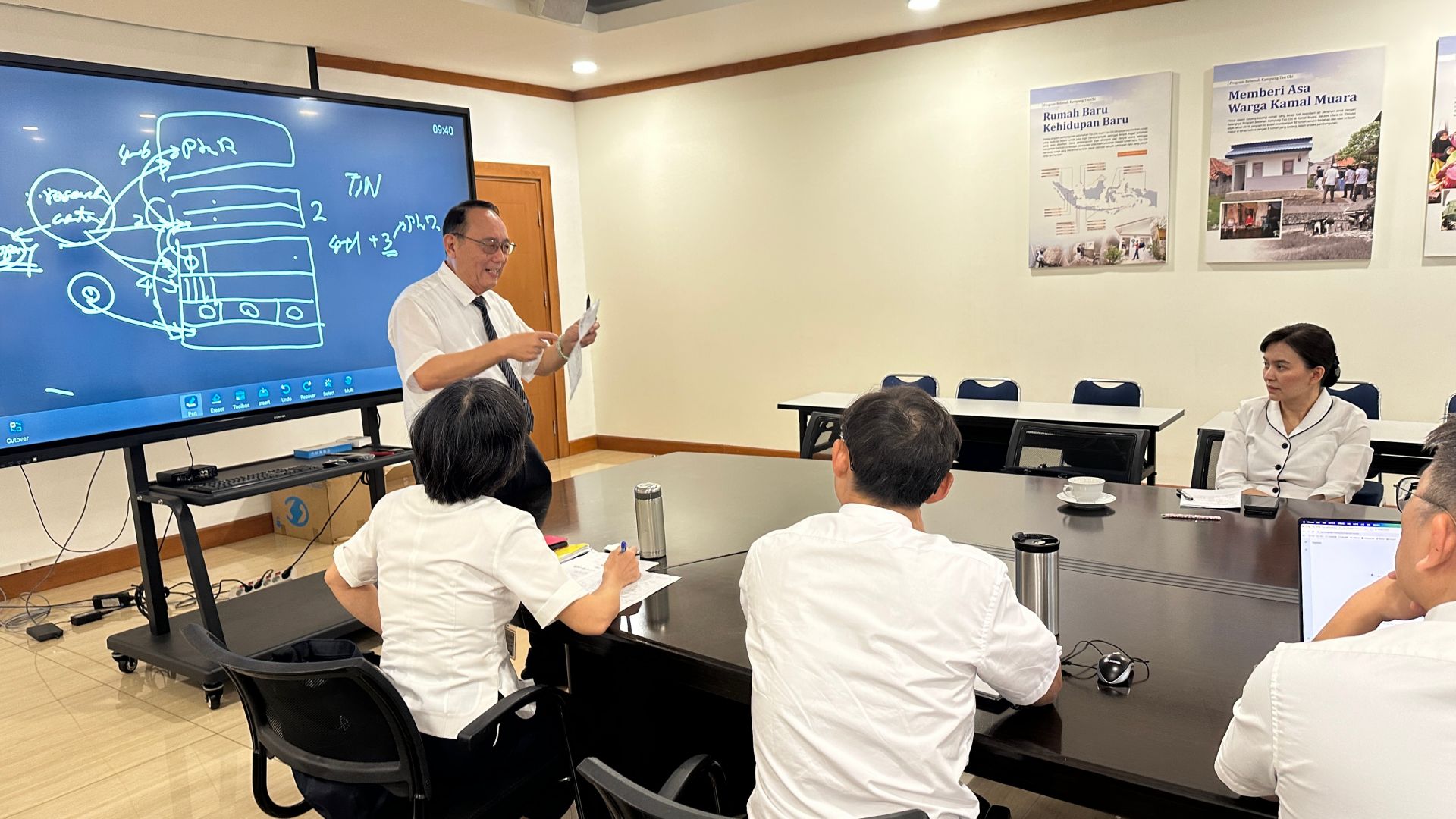 戴昌賢副校長與印尼教育團隊交流大學治理經驗及建議