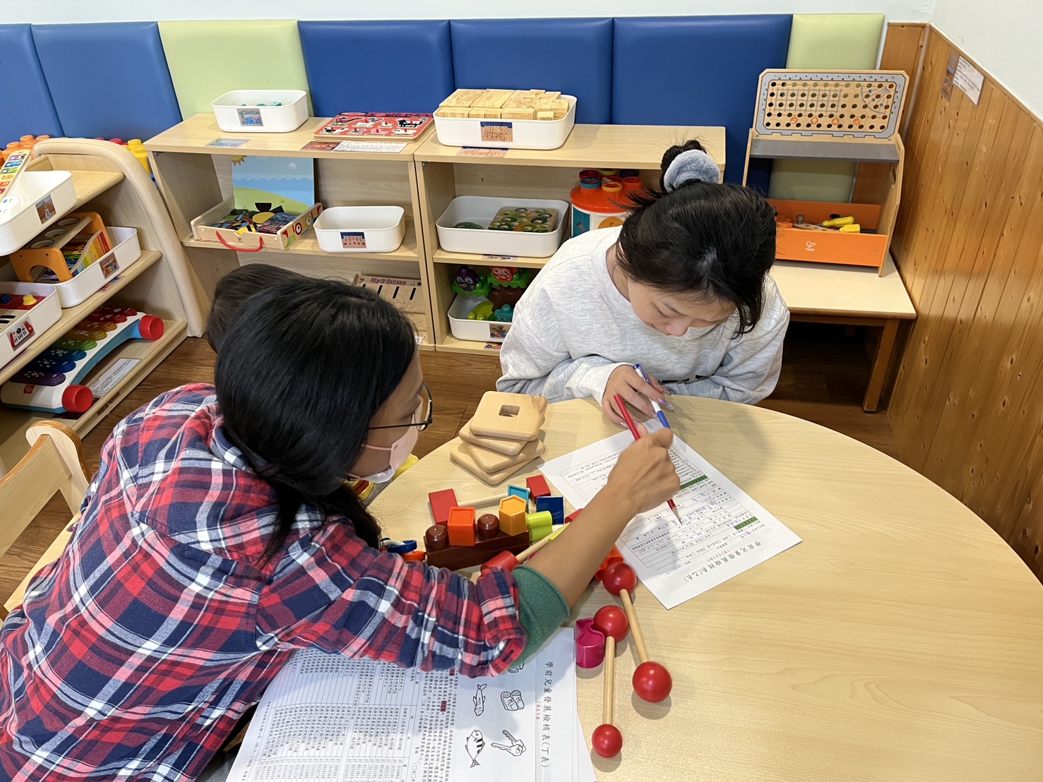 提供家長幼兒成長諮詢