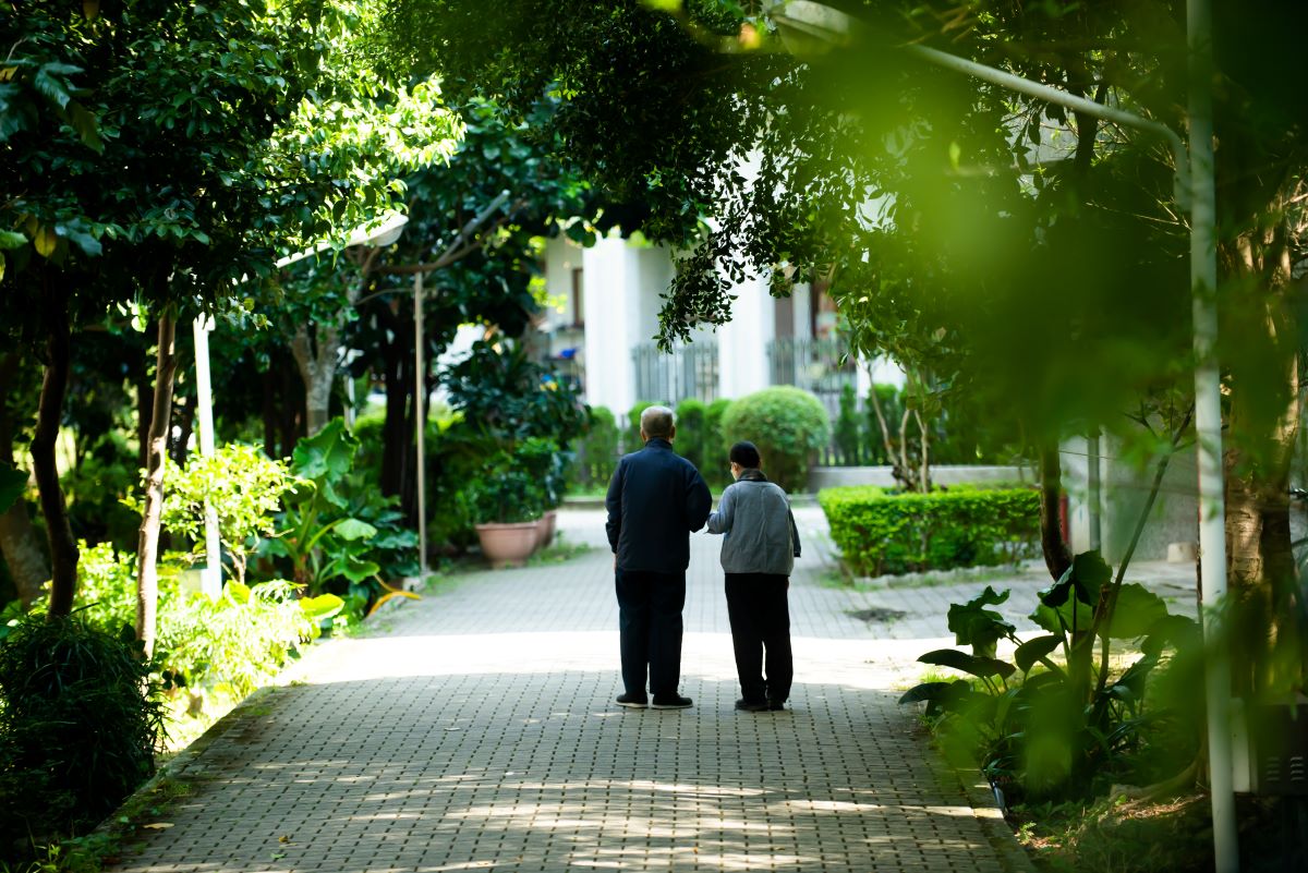 黃宗正主任提醒，高齡族群應落實「身動、腦動、互動」三動原則，同時控制三高與心血管疾病，並可採行地中海飲食，以降低失智風險。