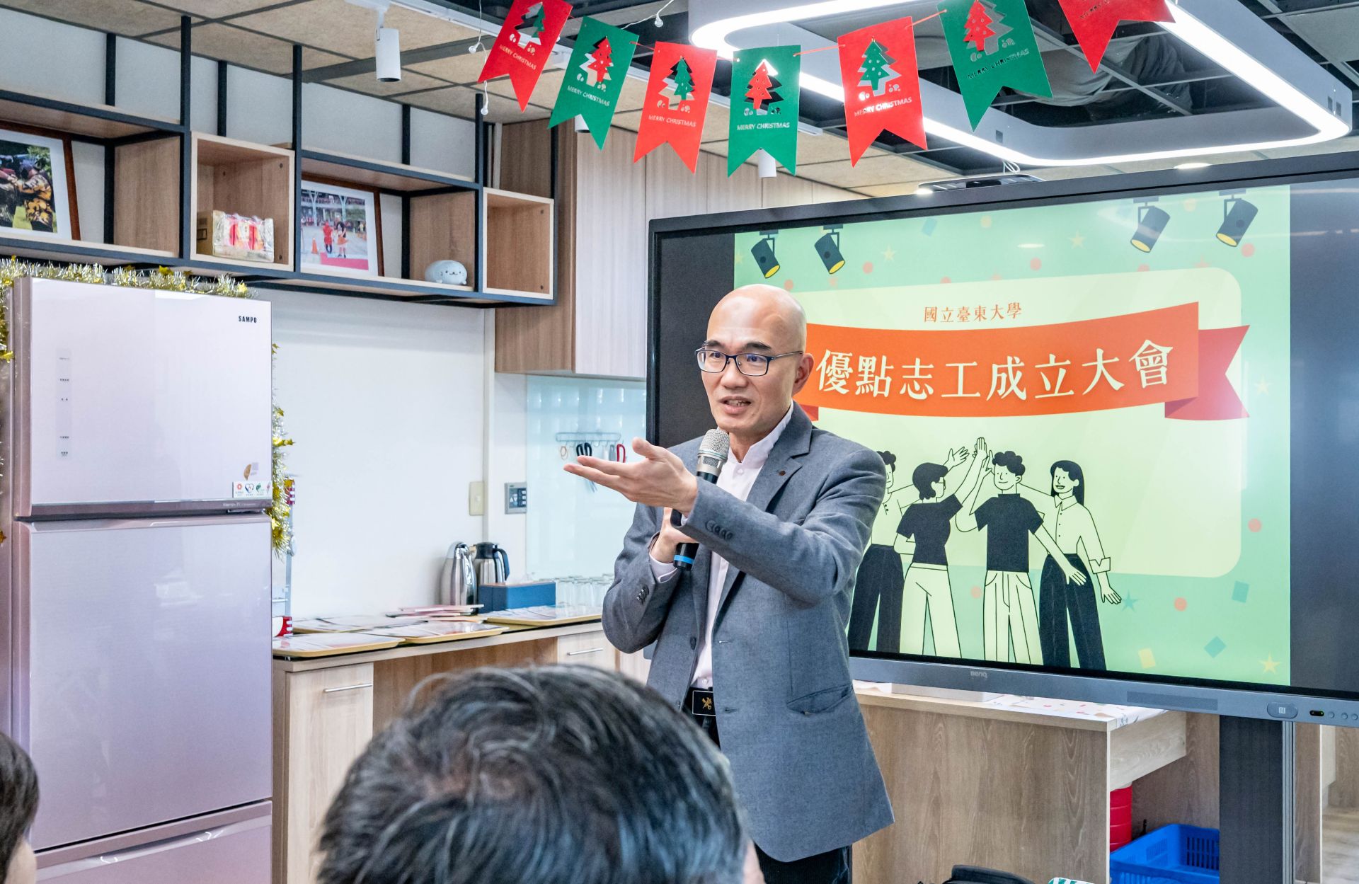 鄭憲宗校長致詞。