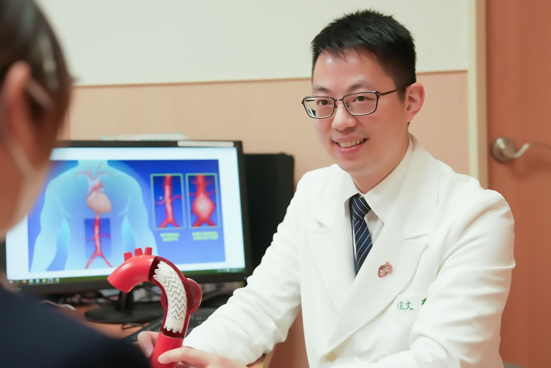 楊凱文醫師看診示意照。