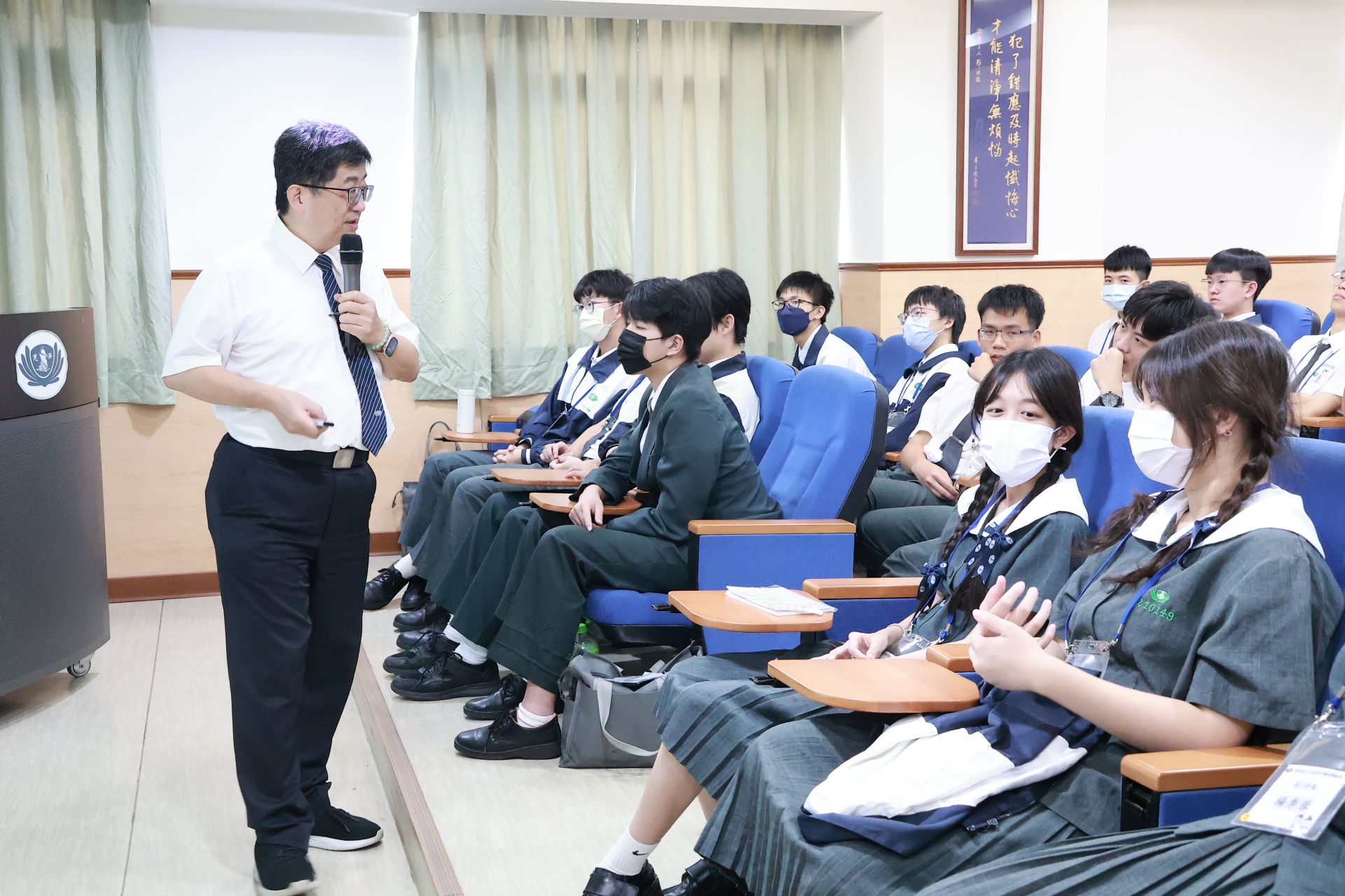 衛生福利部附屬醫療及社會福利機構管理會副執行長林名男副執行長分享預防醫學的重要，期望環保醫療能落實生活，提高人人心中的環境意識。