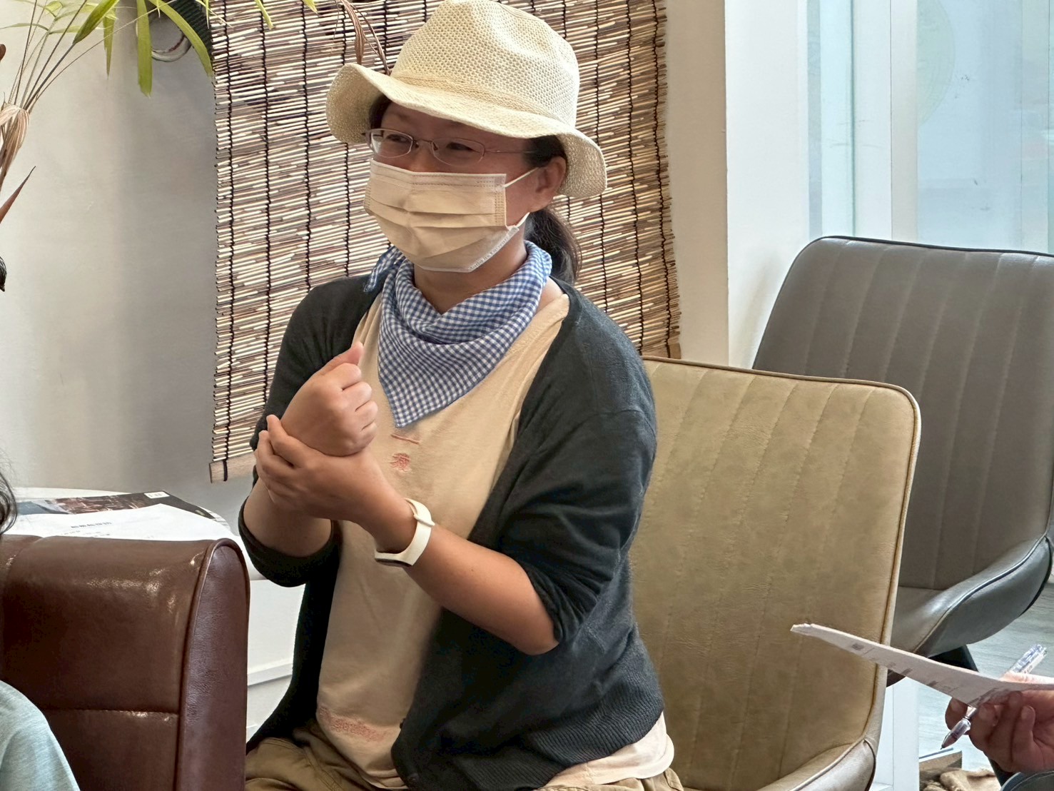 參與者提問。