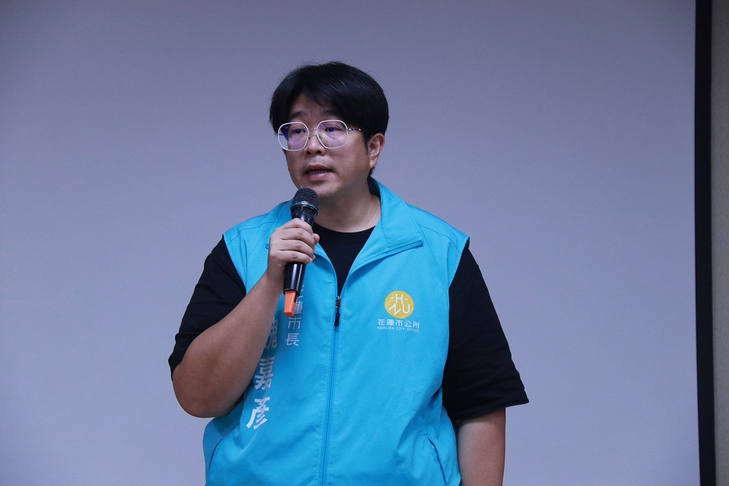 花蓮市長魏嘉彥表示，就算升格為阿公阿嬤，依舊能透過慈濟大學的第三人生大學一償宿。