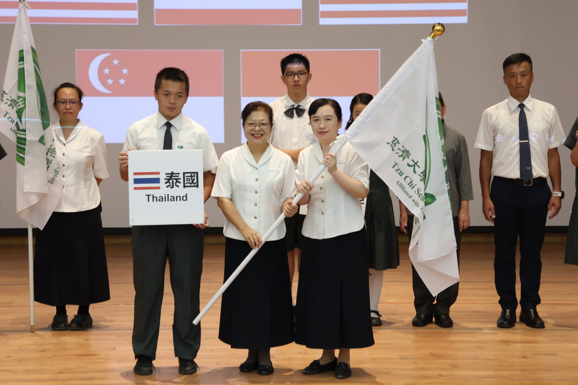 泰國團將參訪清邁慈濟大學及附中，並與清邁慈濟學校的學伴們一同至偏遠山區學校服務