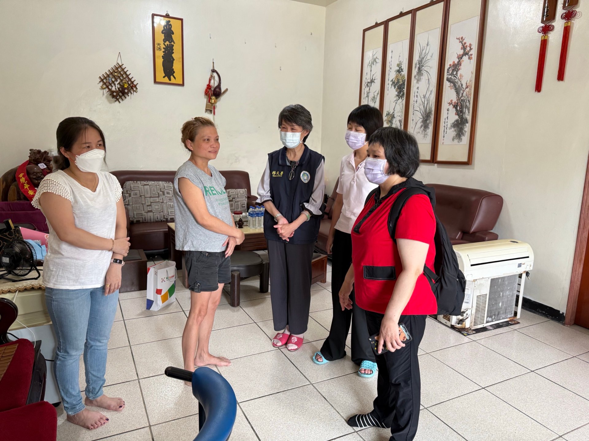 移民署基隆站結合基隆市政府兒少處共同訪視新住民及其子女