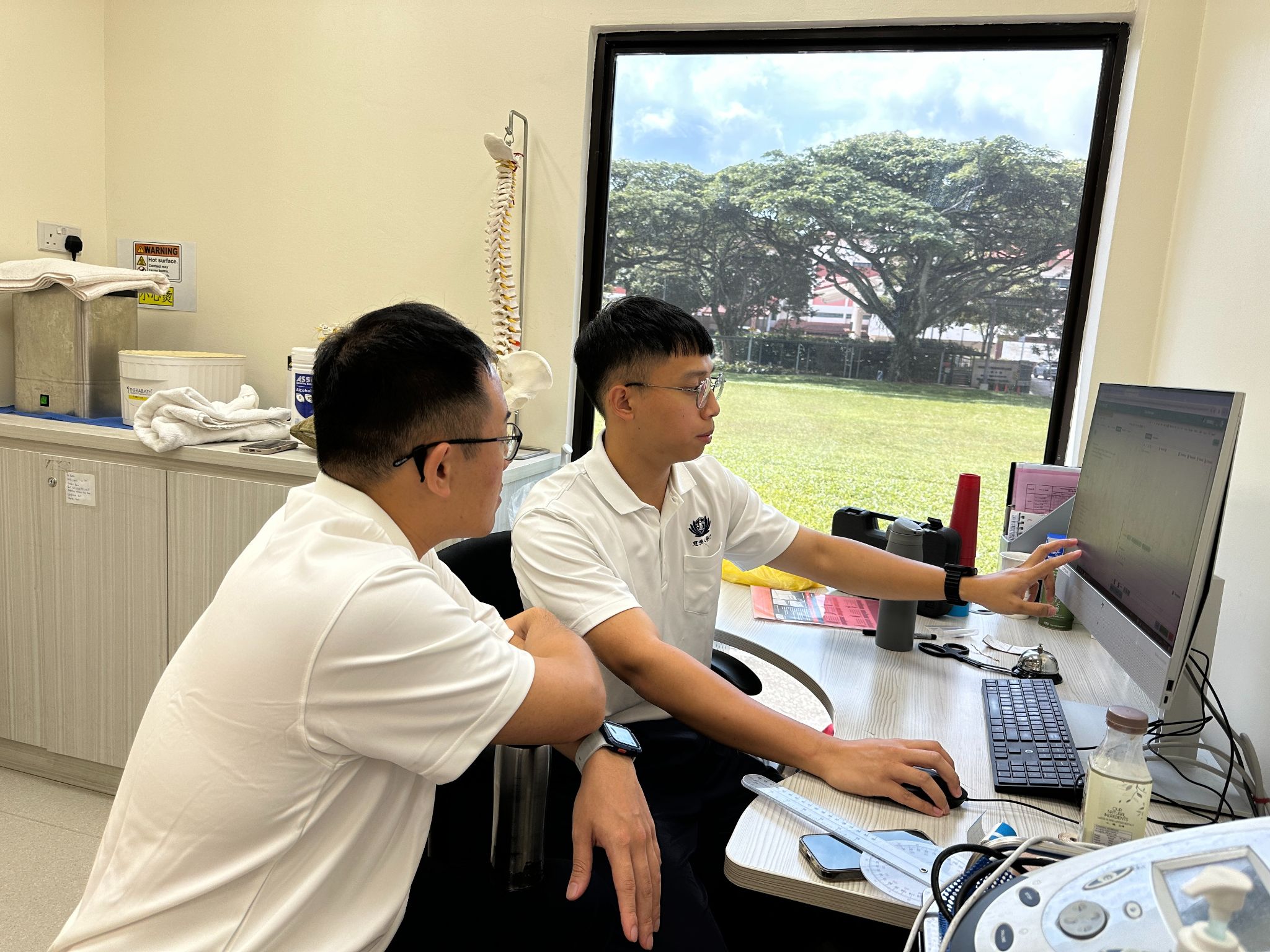 物治系學生前往新加坡進行為期半年的實習