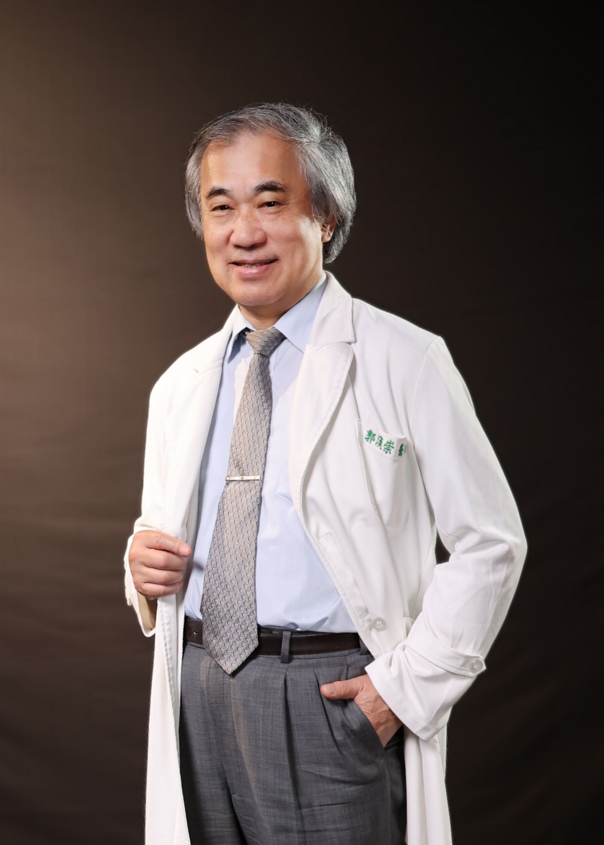 郭漢崇教授:慈濟醫療法人副執行長暨花蓮慈濟醫院泌尿部主任郭漢崇教授,連續6年入選全球前2%頂尖科學家榜單。