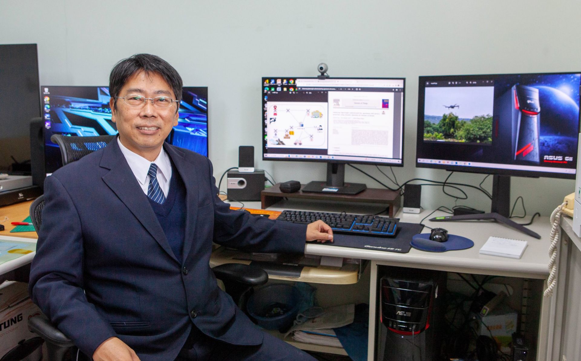 李添福教授:慈濟大學醫學資訊學系李添福教授,今年首次入選兩項科學影響力排行榜。