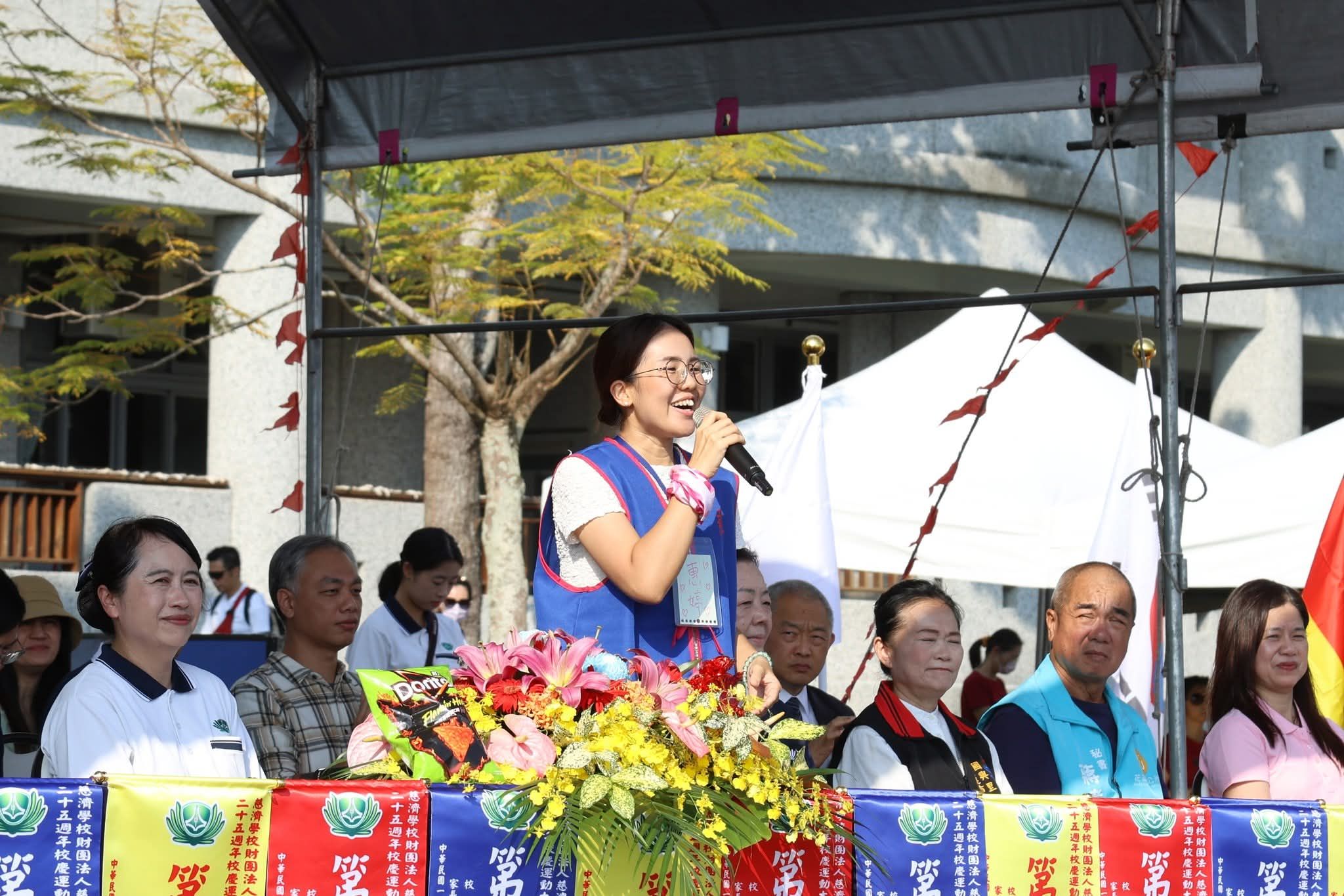 家長會會長鼓勵同學將善良化為行動，成為自己與他人生命中的超人。