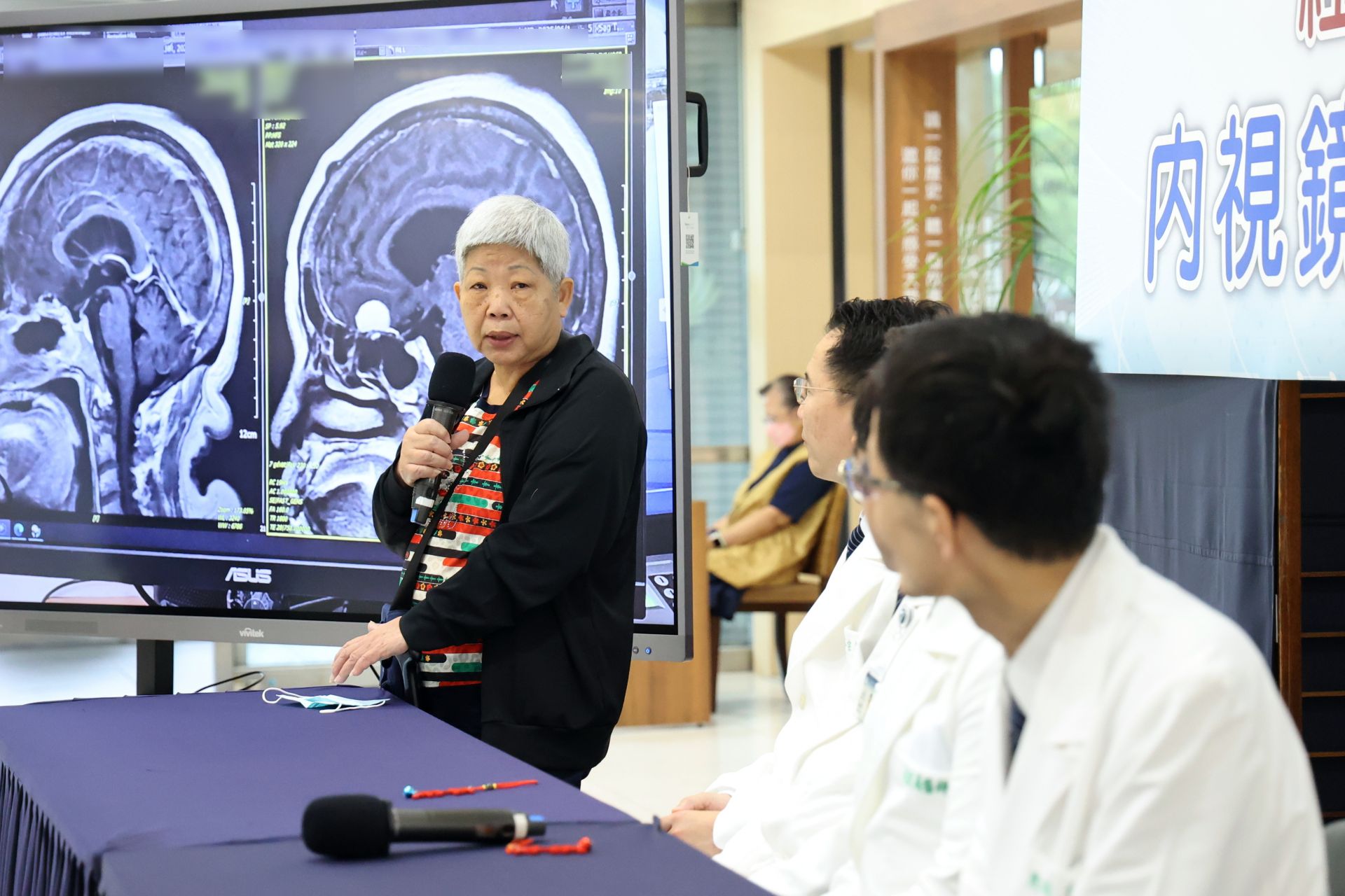 阿琴姊感恩花蓮慈濟醫院照顧她的健康近40年，這次在她生病搞不清楚狀況時，這麼多醫師和團隊幫助她，讓她手術完沒有任何傷疤且迅速恢復。