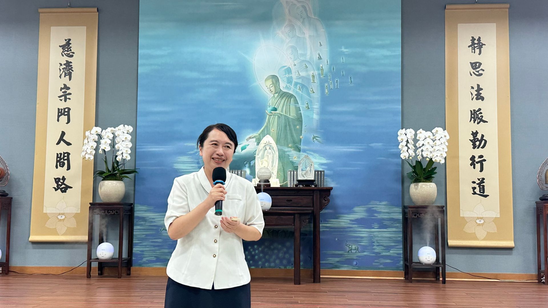 校長表示一代代師長與校友愛的傳承與的連結，是慈中最美的精神