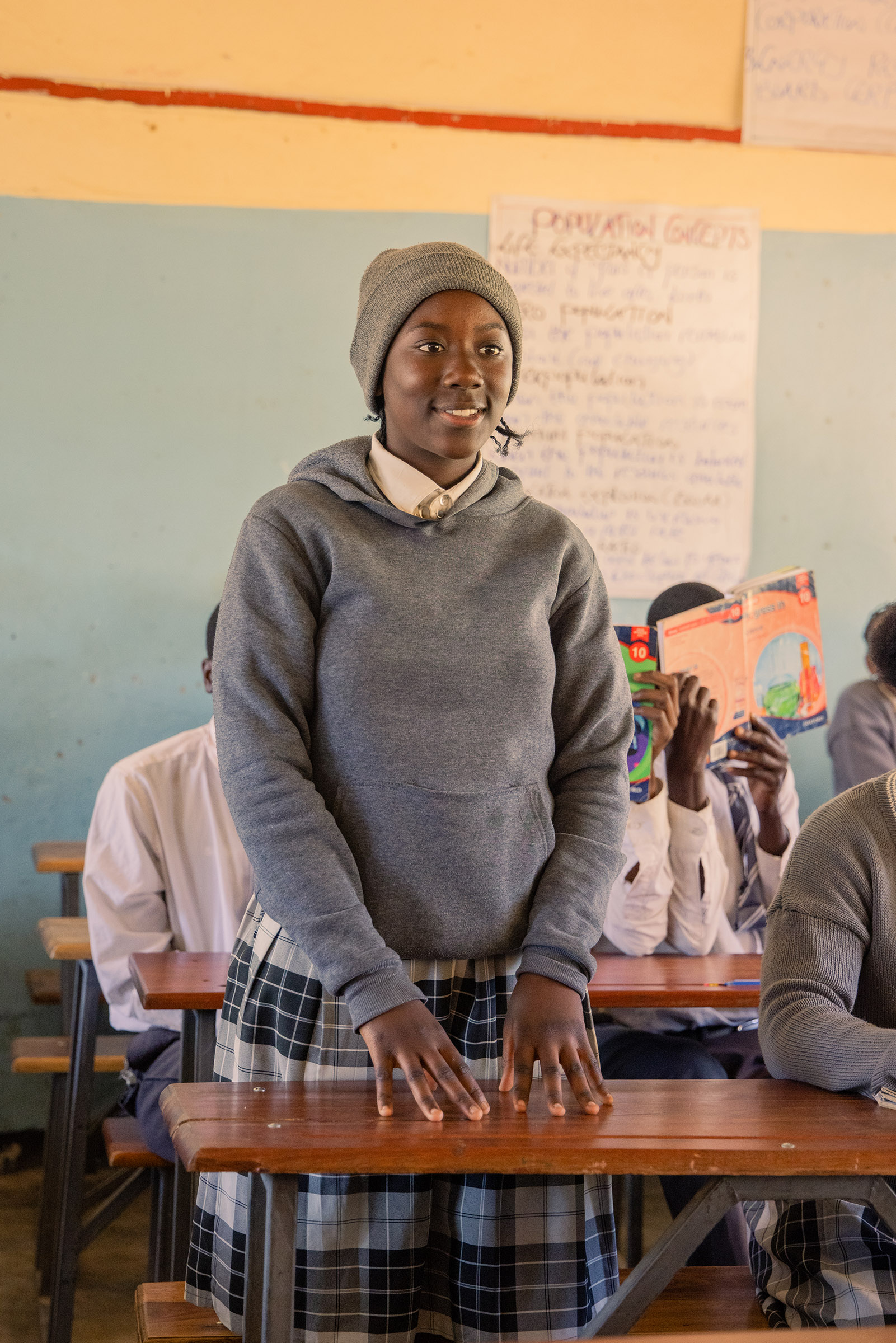 如今15歲的米莉安穩定上學、努力讀書，夢想未來成為一名醫生照顧社區居民的需要。