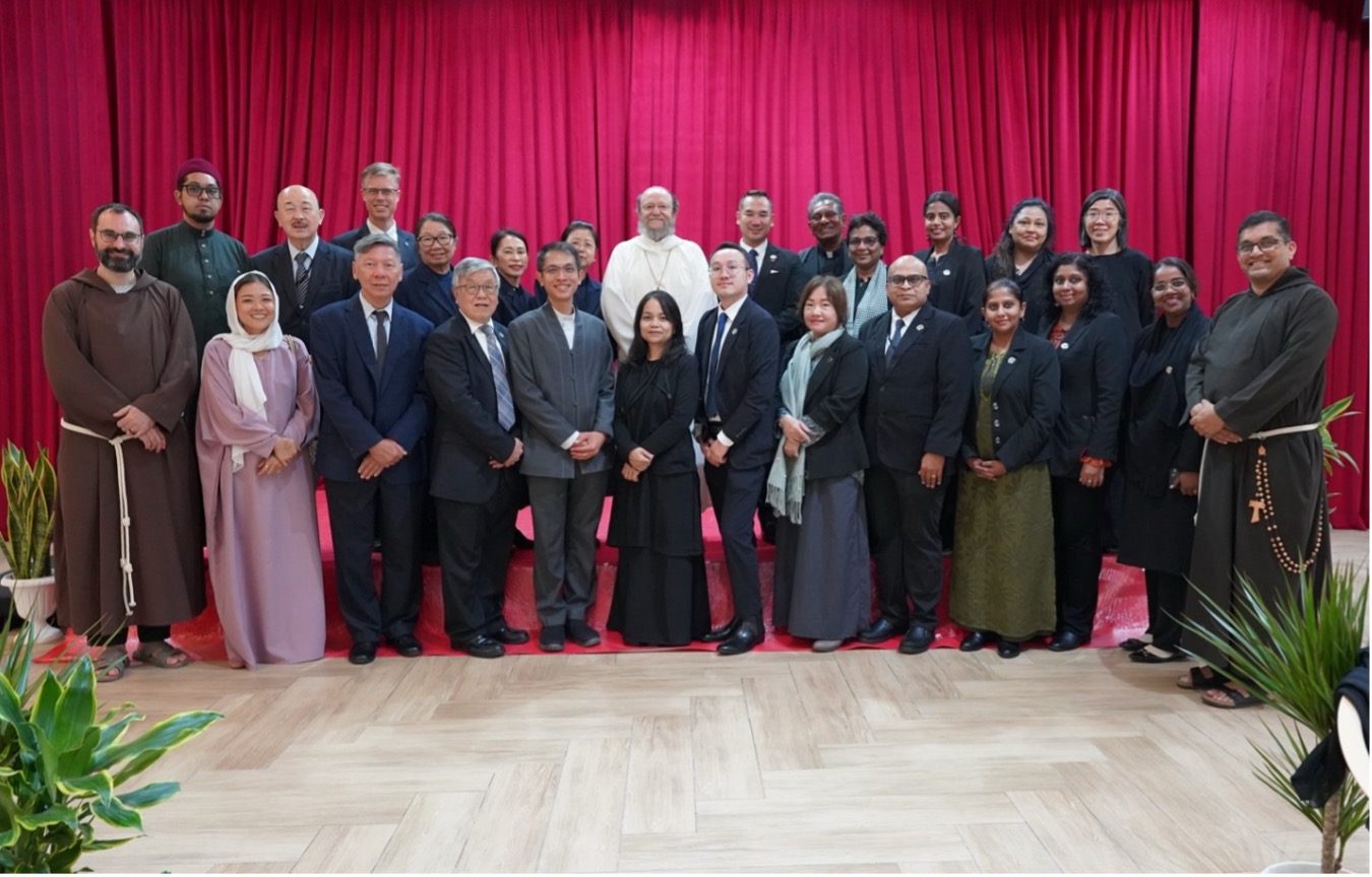 拜會Paolo Martinelli南阿拉伯天主教宗座代牧主教