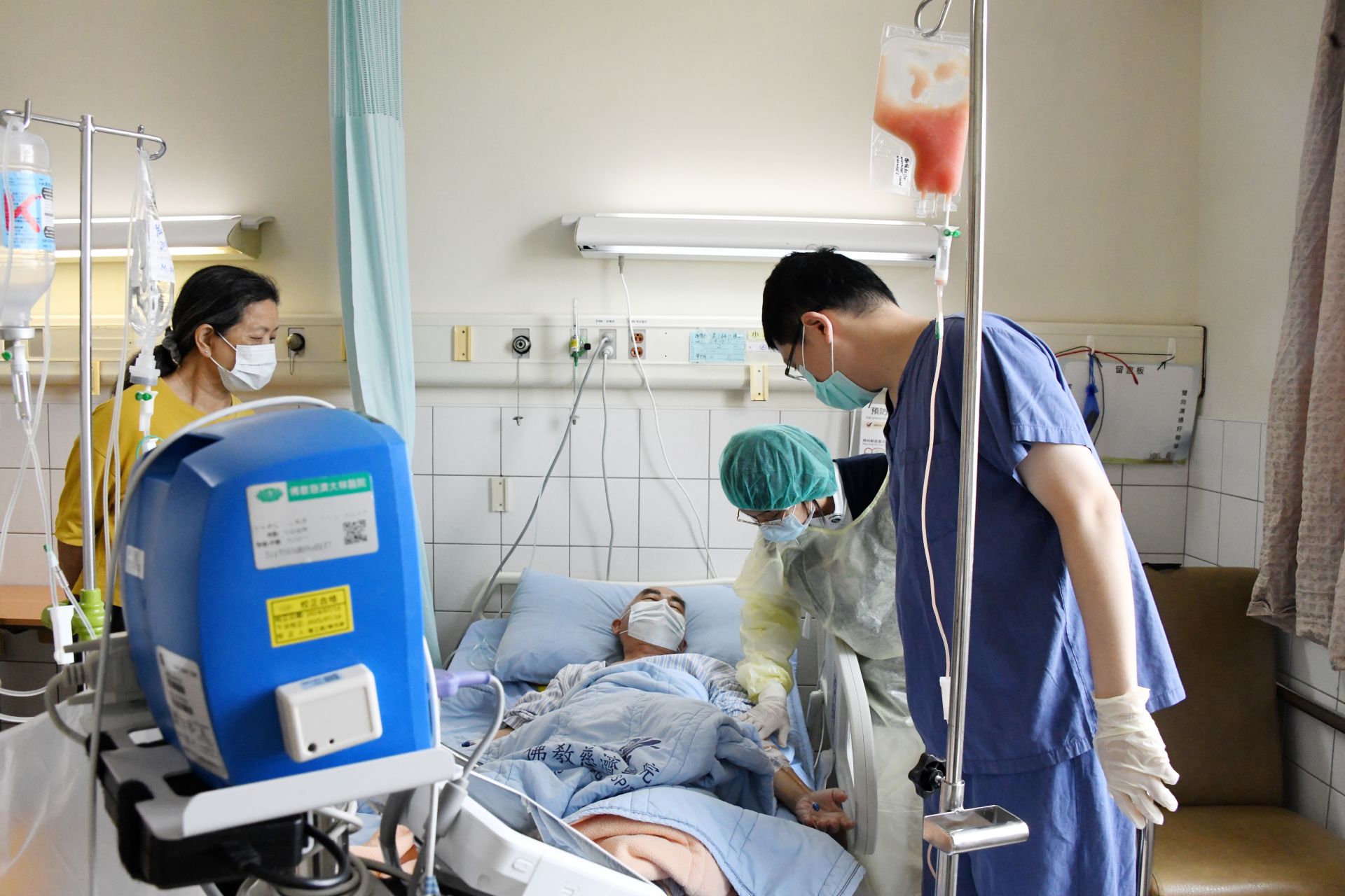 謝先生正在接受自體幹細胞移植