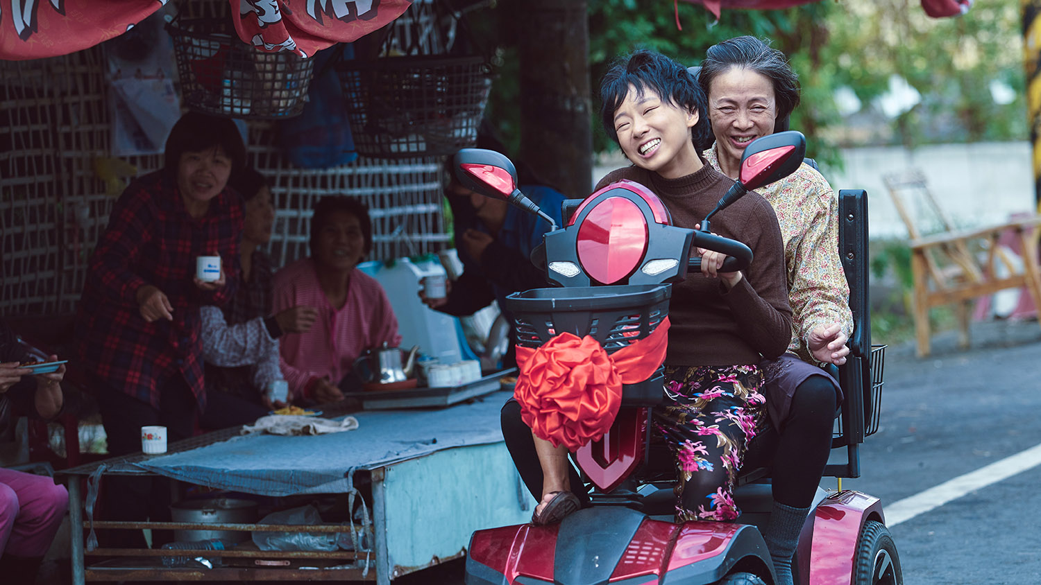 大愛劇《在光裏的人》吟淑(杜蕾 飾)。