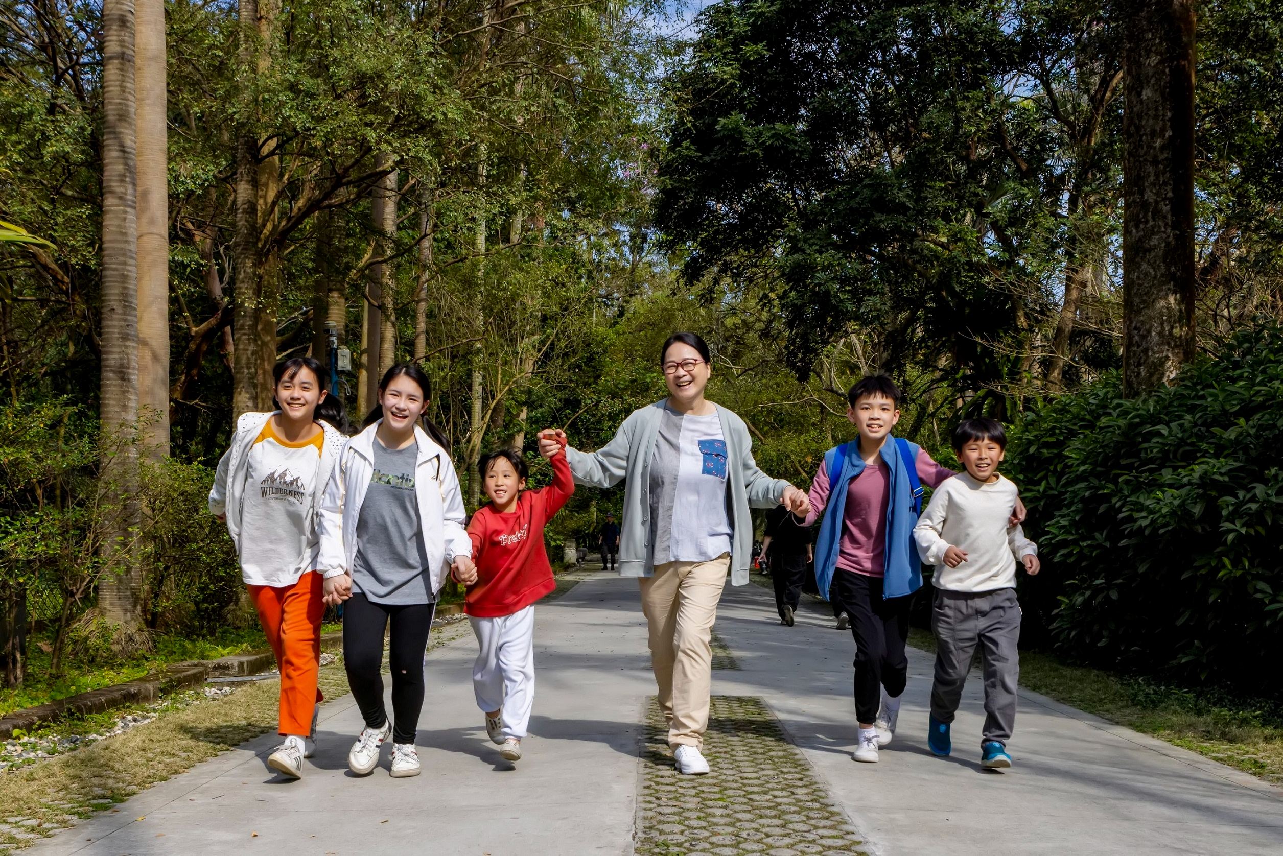 陸小芬分享劇中小孩的真人真事都是她人生中的生命導師。