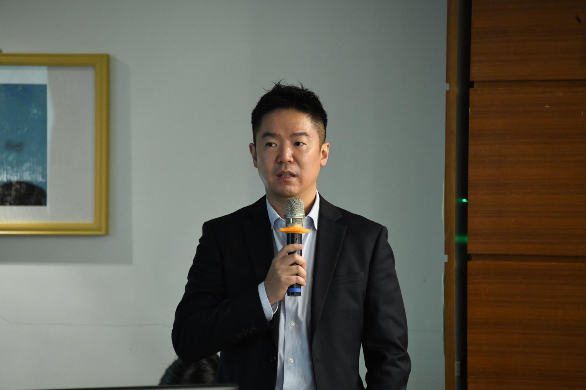 花蓮慈濟醫院內視鏡進階治療科簡錫淵主任