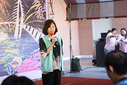 新北市社會局副局長吳淑芳蒞臨鼓勵