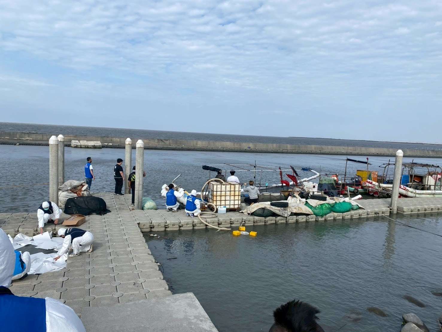 雲林縣首度無腳本沉浸式海污應變演練 跨區聯防強化實戰應變力雲林縣首度無腳本沉浸式海污應變演練 跨區聯防強化實戰應變力