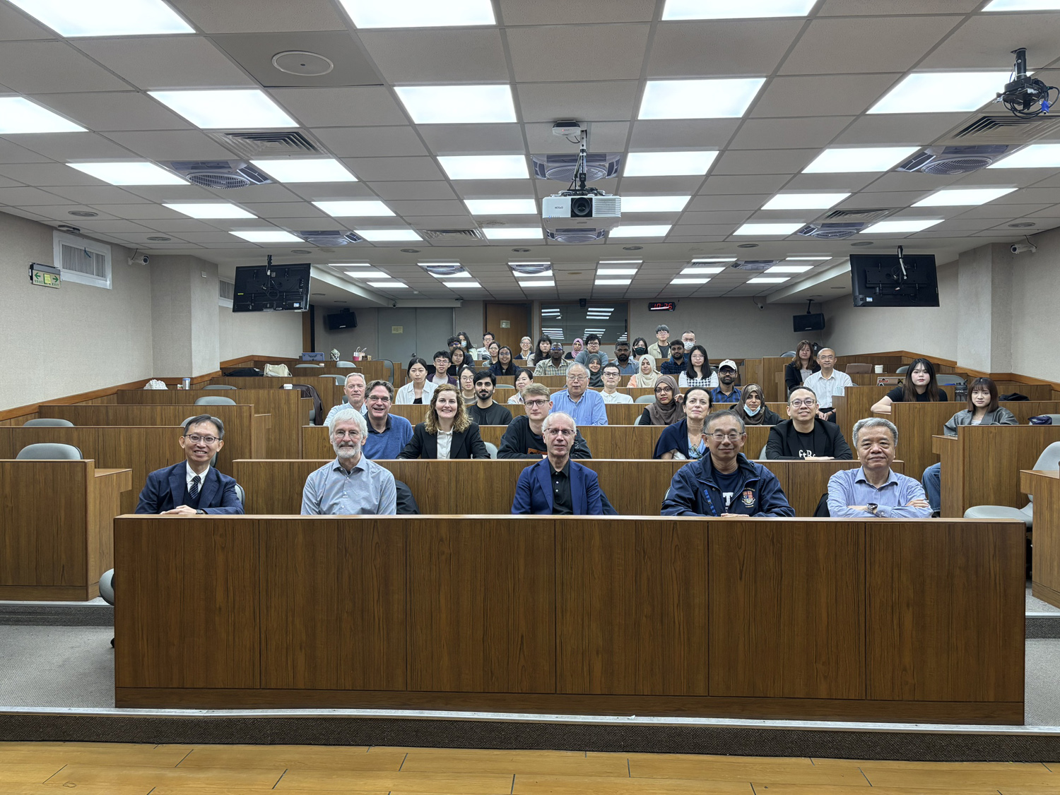 國際研討會暢談美、德、法離子通道先驅科學家發表藥物開發的黃金時代。