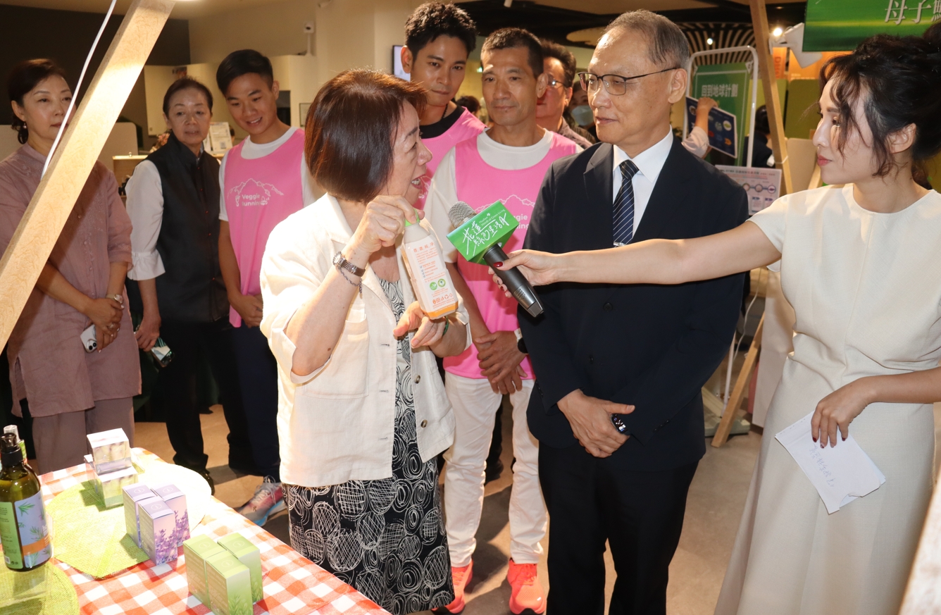 今年的綠色生活月同樣串聯「花蓮友善國際觀光城市—友善蔬食旅店」標章認證計畫，鼓勵旅宿業者提供100%蔬食早餐。