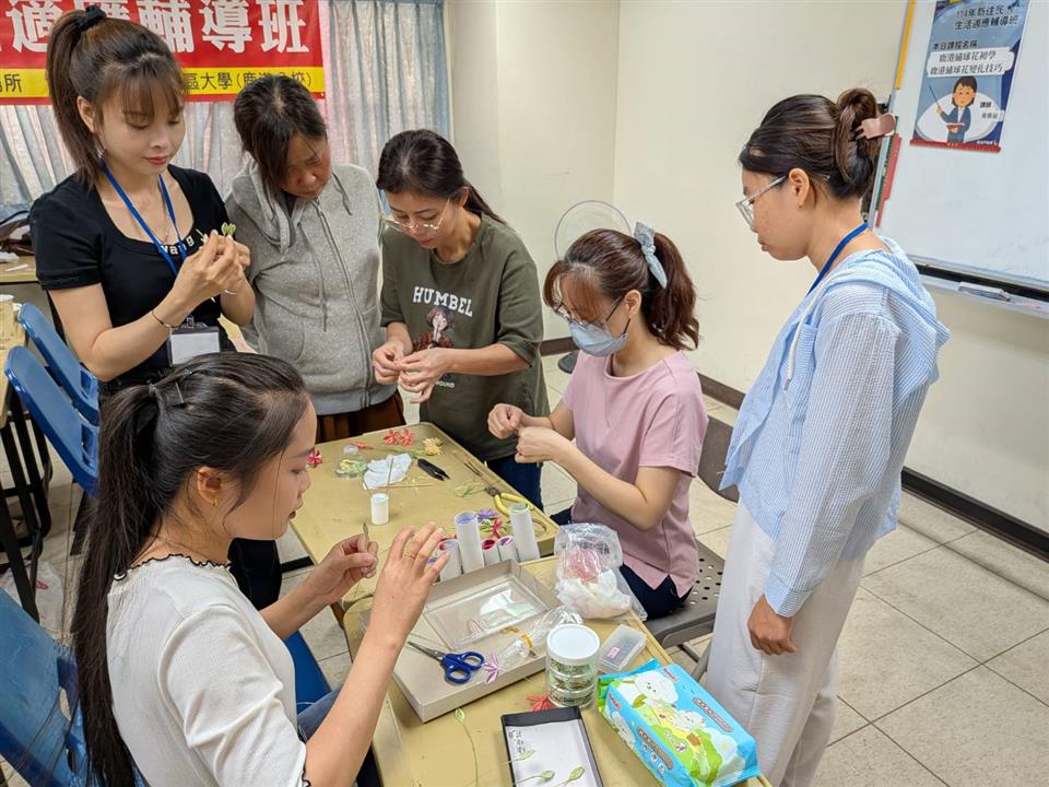 鹿港繡線花變化技巧
