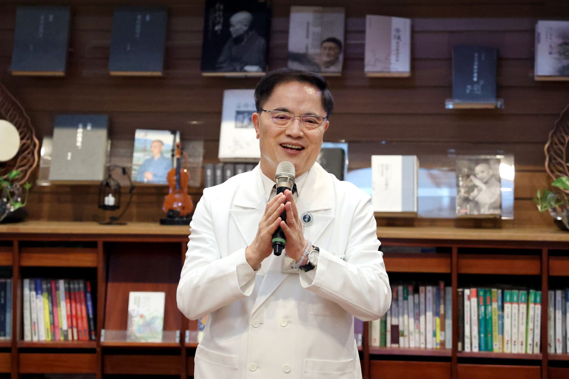花蓮慈院院長林欣榮期待未來將持續從節能設備汰換、智慧能源管理、綠色飲食推廣到醫療廢棄物減量多管齊下，凝聚社會力量，共同邁向2050淨零碳排的願景。