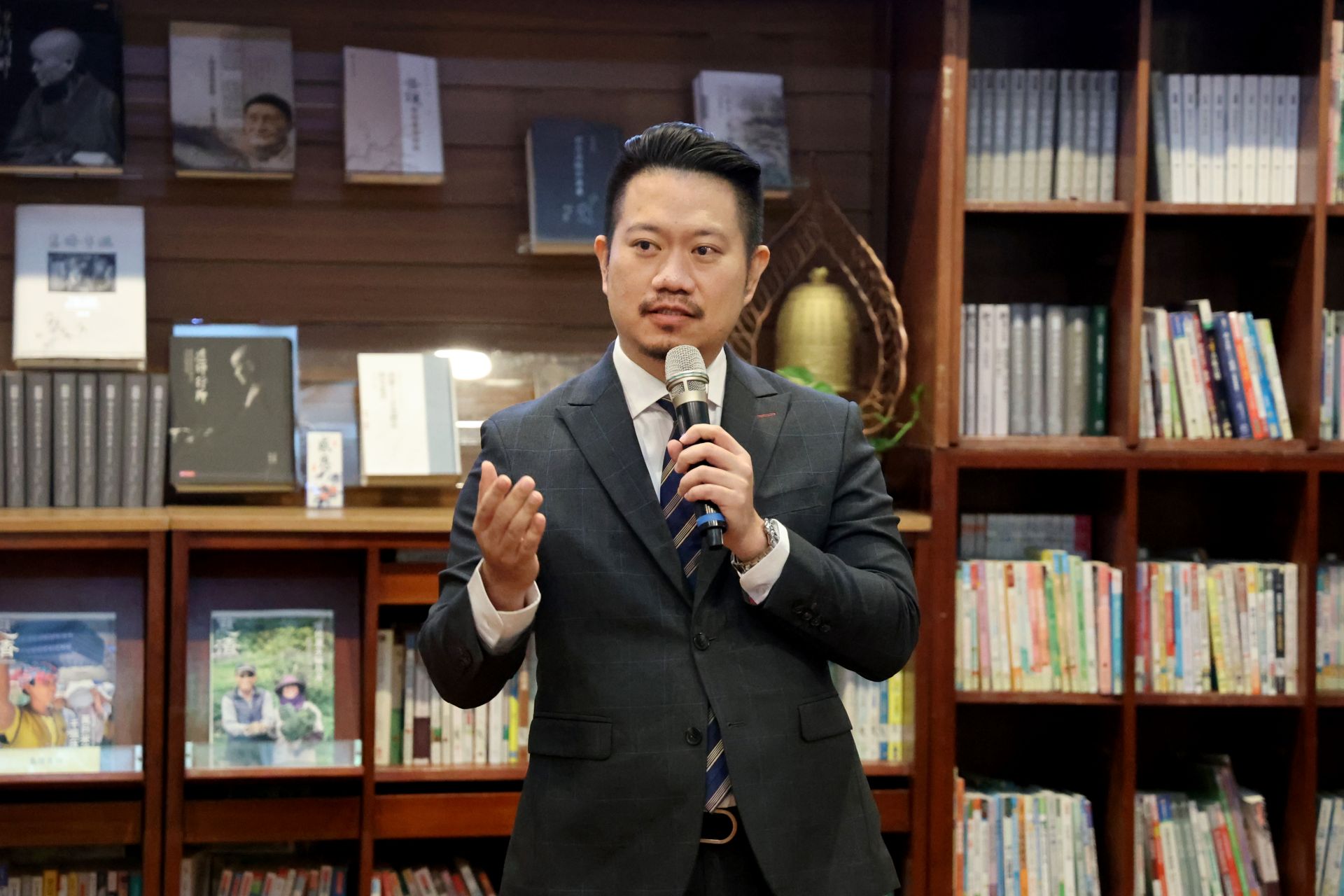 BSI英國標準協會副協理林應祥肯定花蓮慈濟醫院在節能減碳以及醫療永續上的成績堪稱典範，也期許帶動東部相關機構企業都能達到淨零碳排的目標。