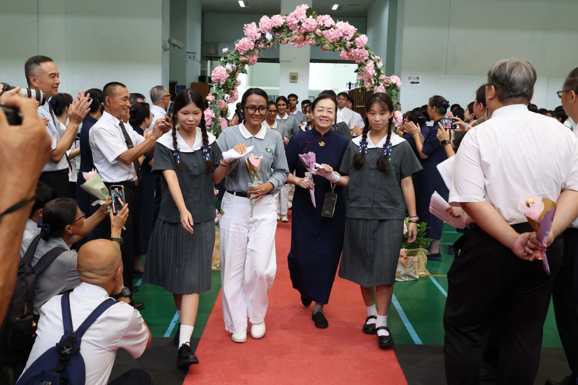 慈濟藍毘尼師資團隊，一同感受敬師謝師感恩活動的溫馨氛圍
