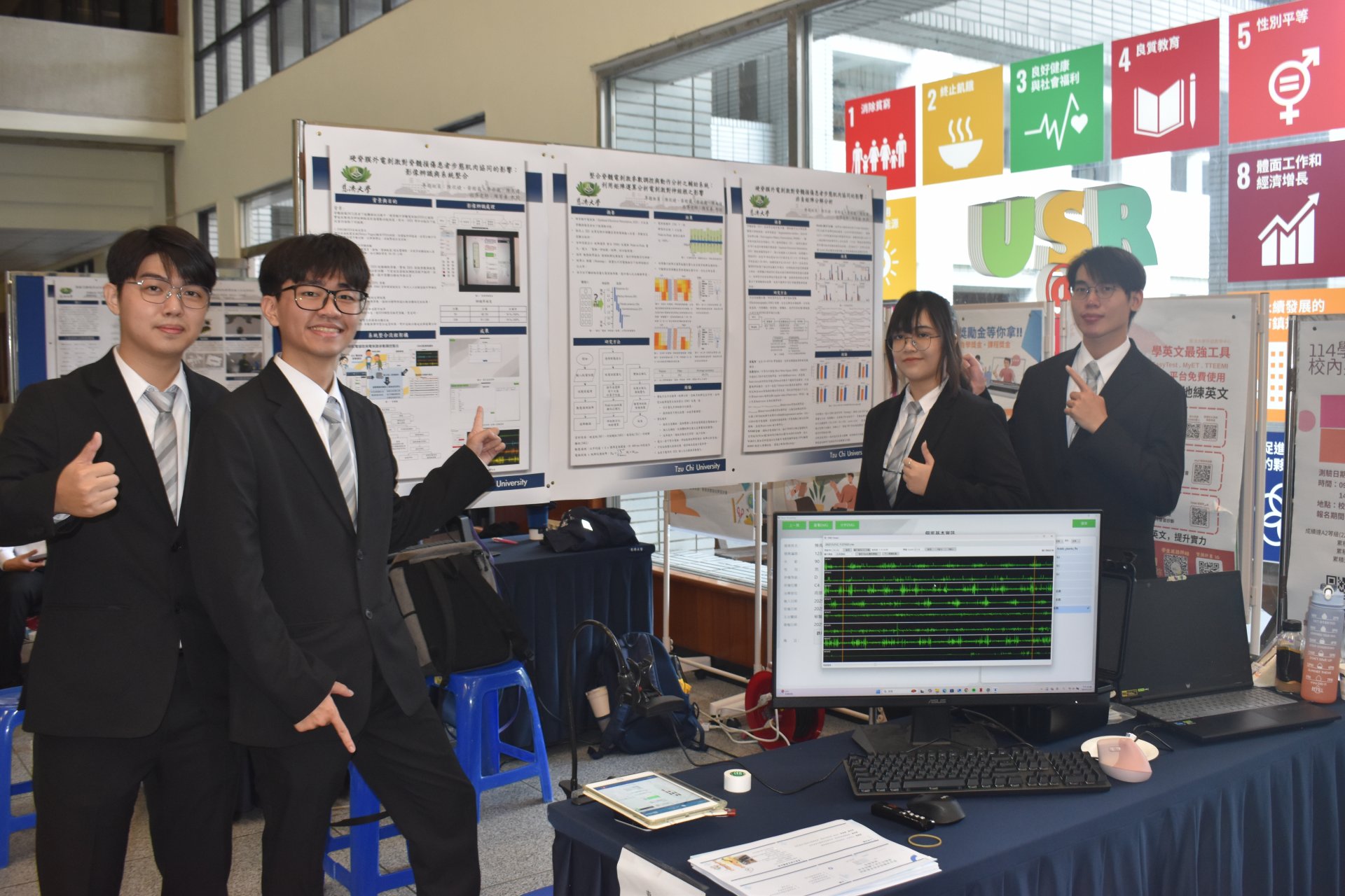 醫資系成果展, 展現四年學習成果
