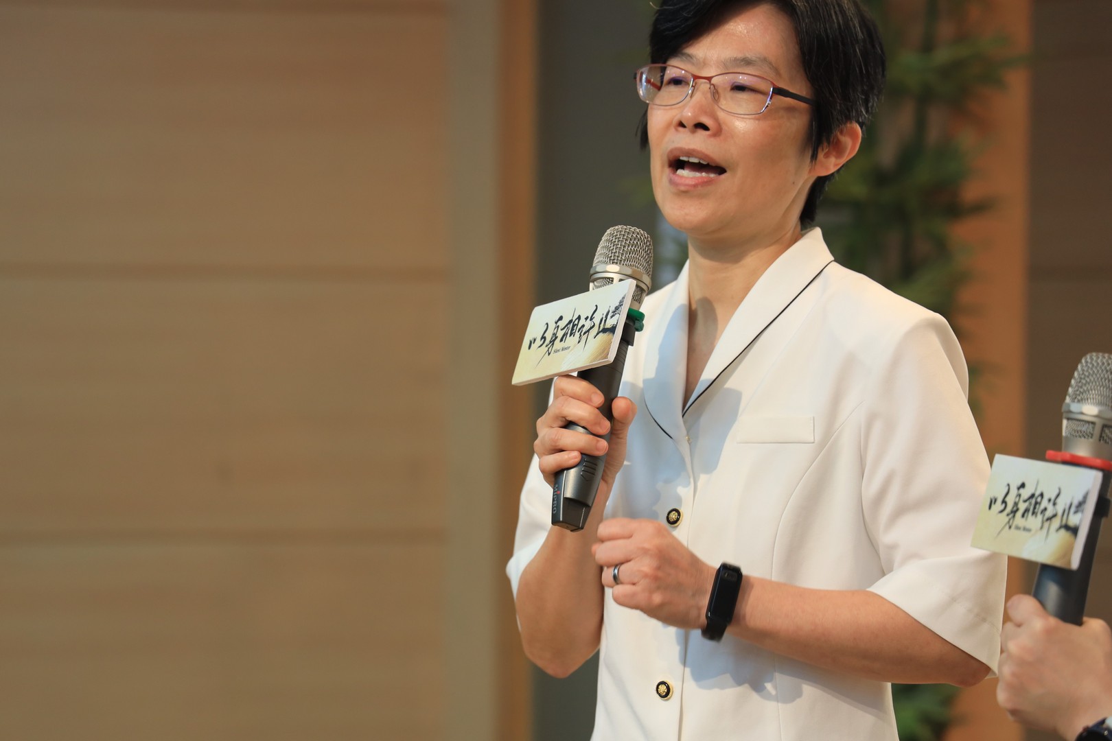 大愛劇《以身相許》原型人物慈濟大學醫學系解剖學科何翰蓁教授出席大愛劇《以身相許》慈大感恩特映會。