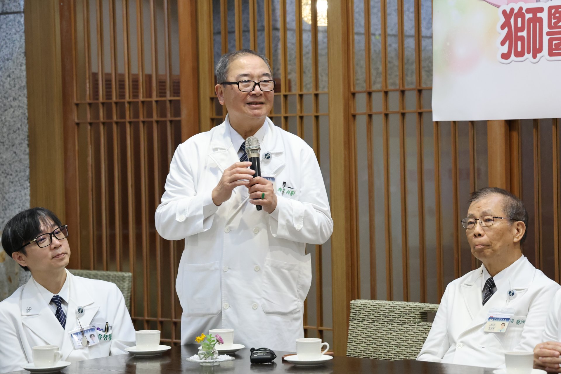 花蓮慈院資深顧問兼癌症醫學中心主任許文林表示，偏鄉居民就醫不易，現行癌症篩檢服務仍有限，未來行動篩檢車可提供具隱私的檢查空間，並提升乳癌與子宮頸癌篩檢可近性。