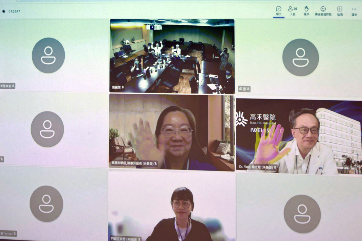 為讓社會處方箋能於東區落地執行，研究發展組委員專家及各醫院代表定期以線上及實體並進的會議腦力激盪。