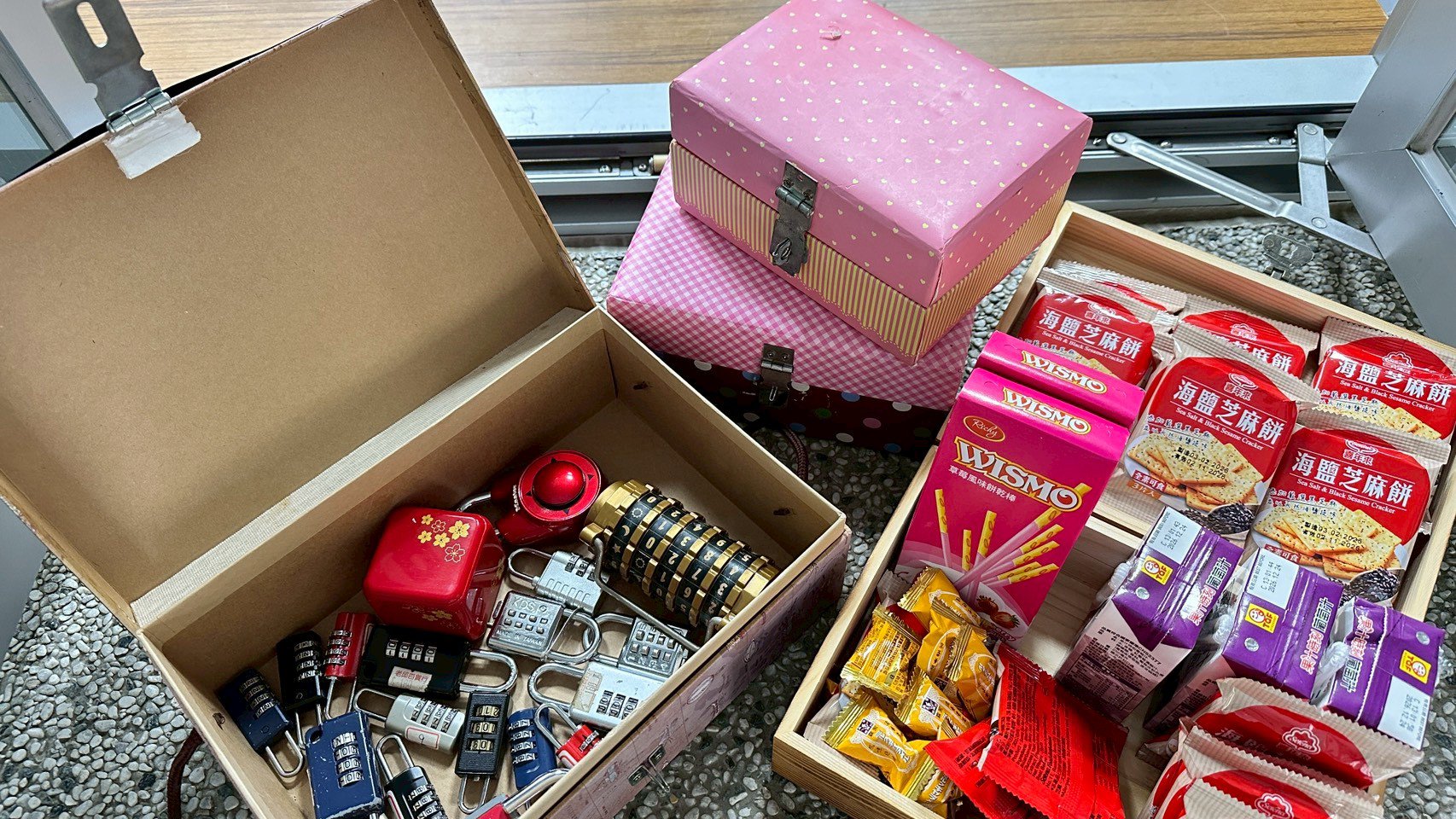 運用密室逃脫的經驗，將環保概念設計成密碼鎖的解碼關鍵。