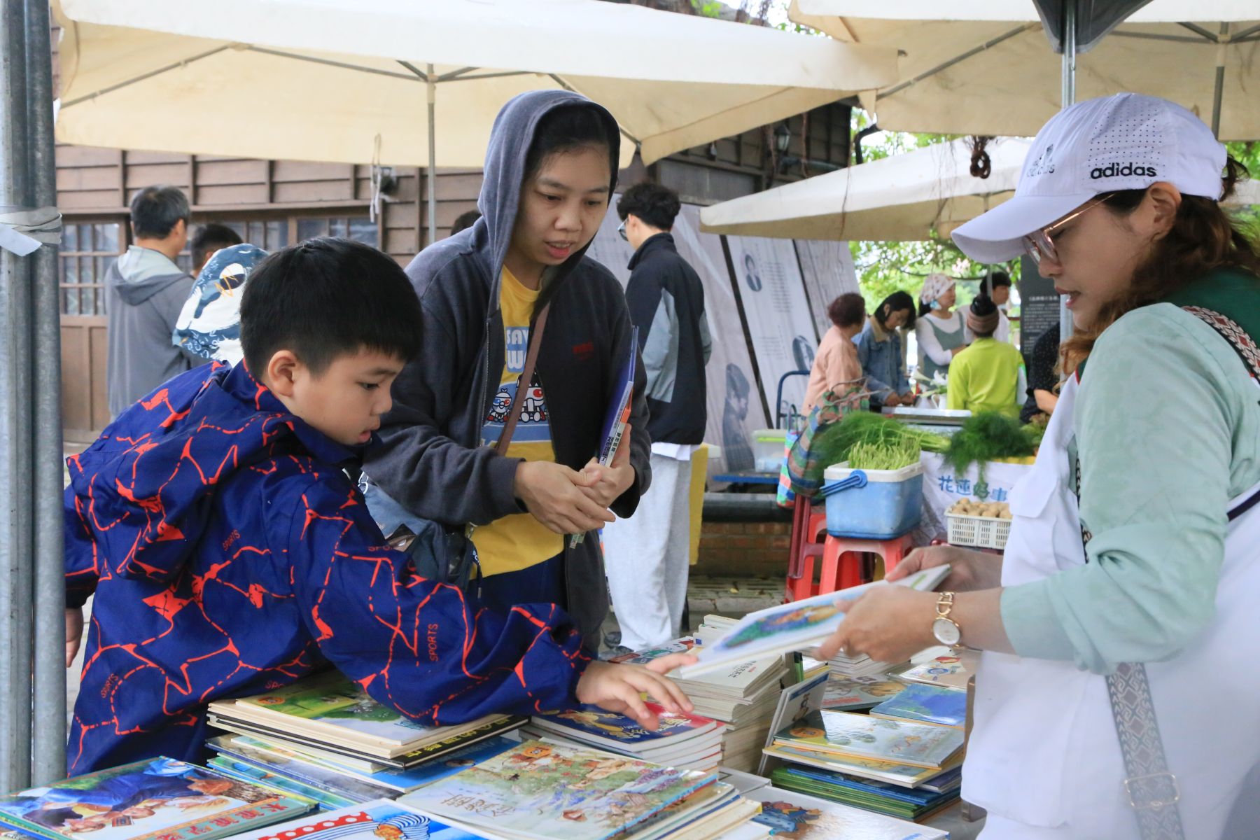 家扶「428兒保日」宣導結合花蓮好事集與東華玩具圖書館，號召民眾參與。
