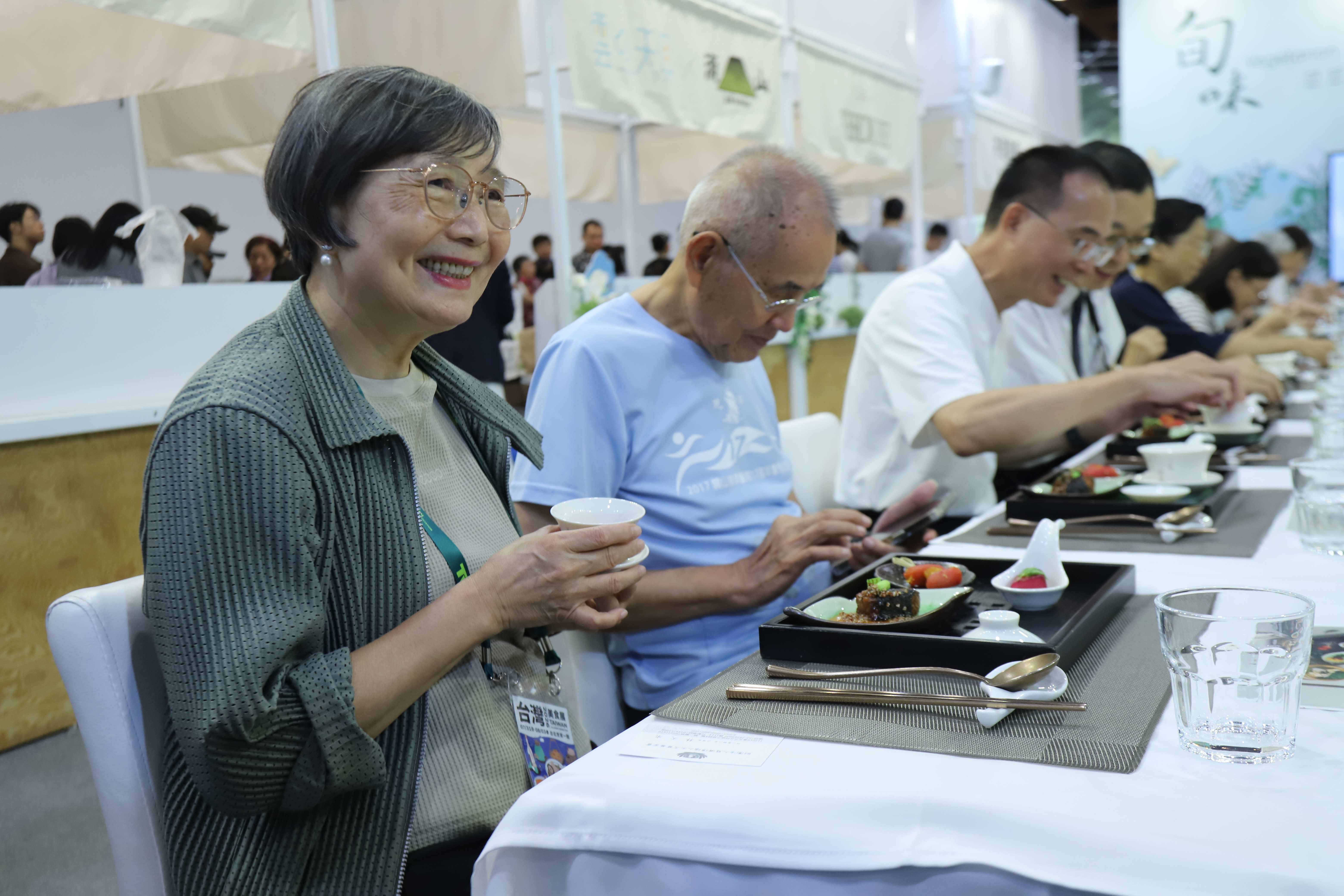 台灣觀光協會榮譽會長葉菊蘭對蔬食有了全新體認