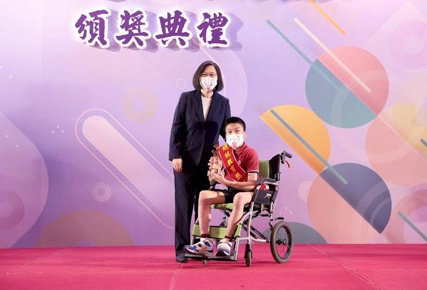 一句鼓勵改變人生 總統教育獎後的五年