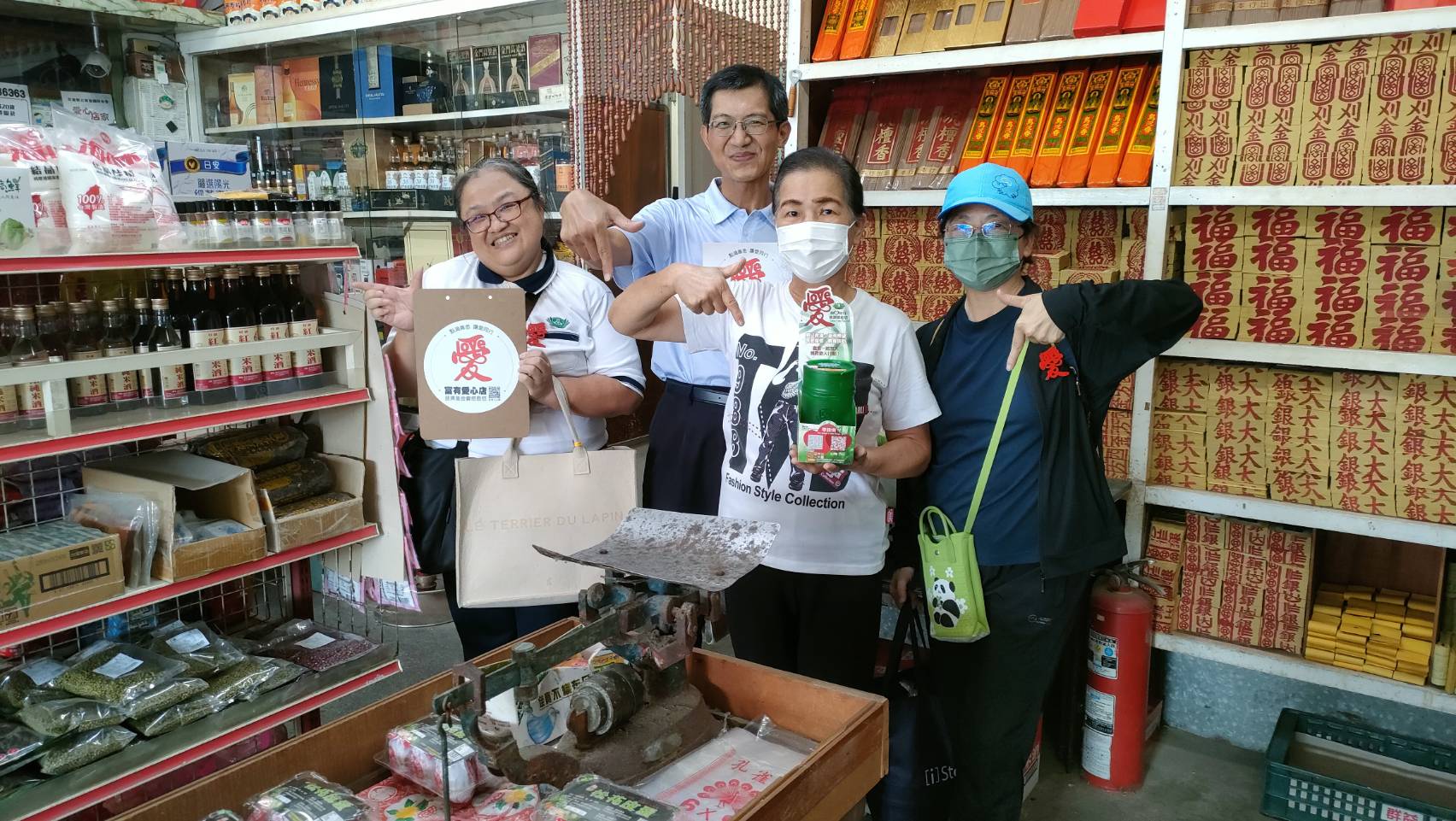 壽豐龍泰商號老闆娘分享孩子就讀慈濟護專的故事