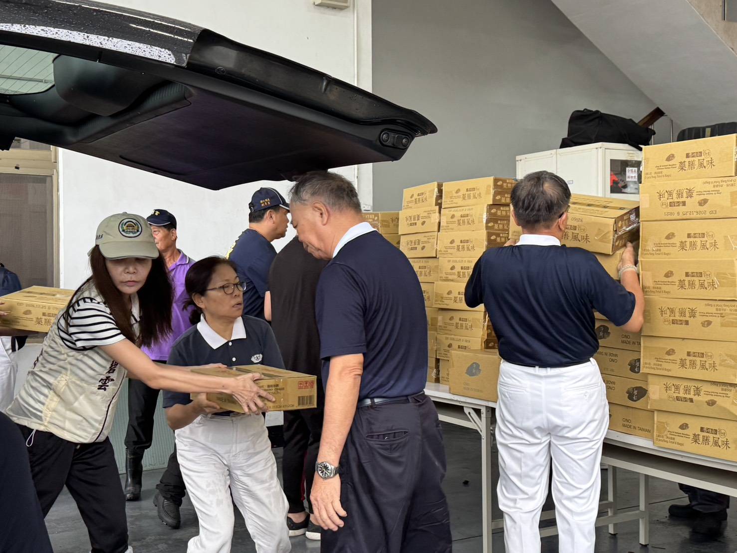 豪雨重創屏東多處淹水慈濟馳援千份物資送暖