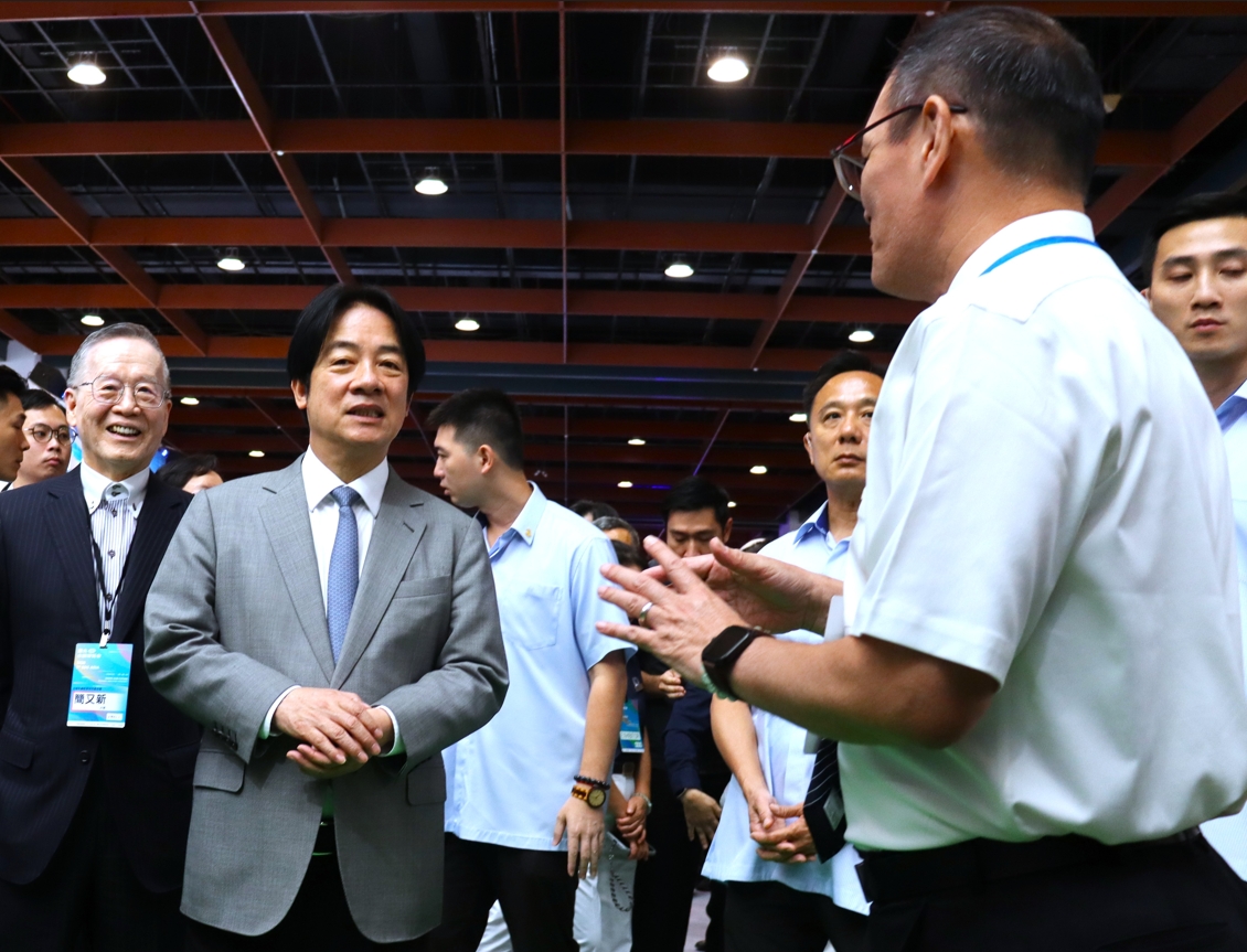 慈濟展區呈現如何融合淨零綠能、智慧防救災、災後全人復原、生態農業及國際人道陪伴,勾勒出立體而深厚的人道永續藍圖,賴清德總統給予肯定。