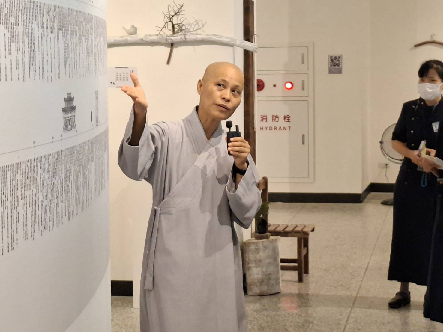 師父以「手掌手指各具功能」勉勵同仁包容個別差異